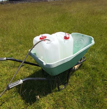 25L Plastic Water Container with Airflow Tap 2