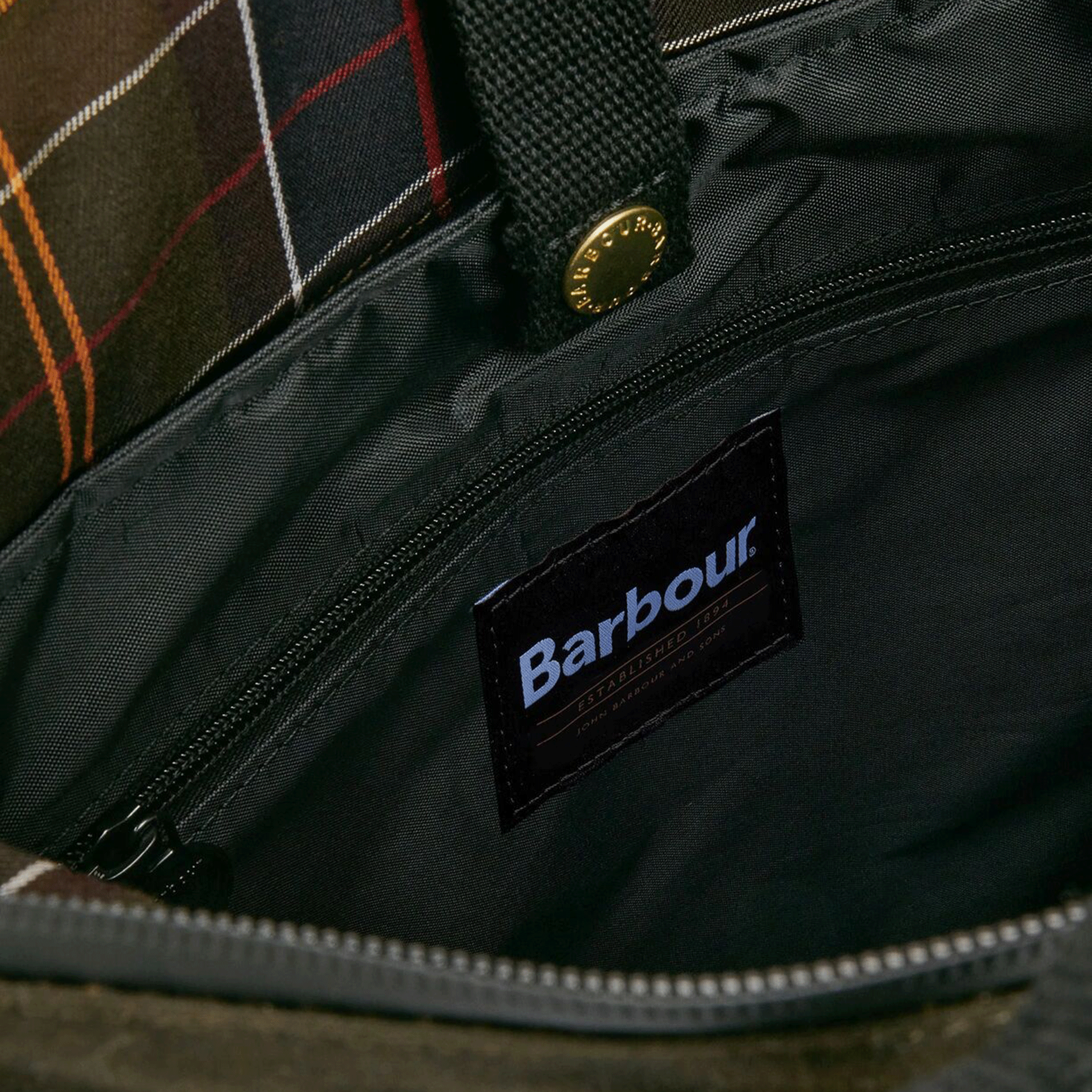 Barbour Field Waxed Backpack Olive-Black