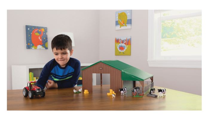 Britains Animal Farm Building Set with Case IH Tractor 1 32 Scale 3