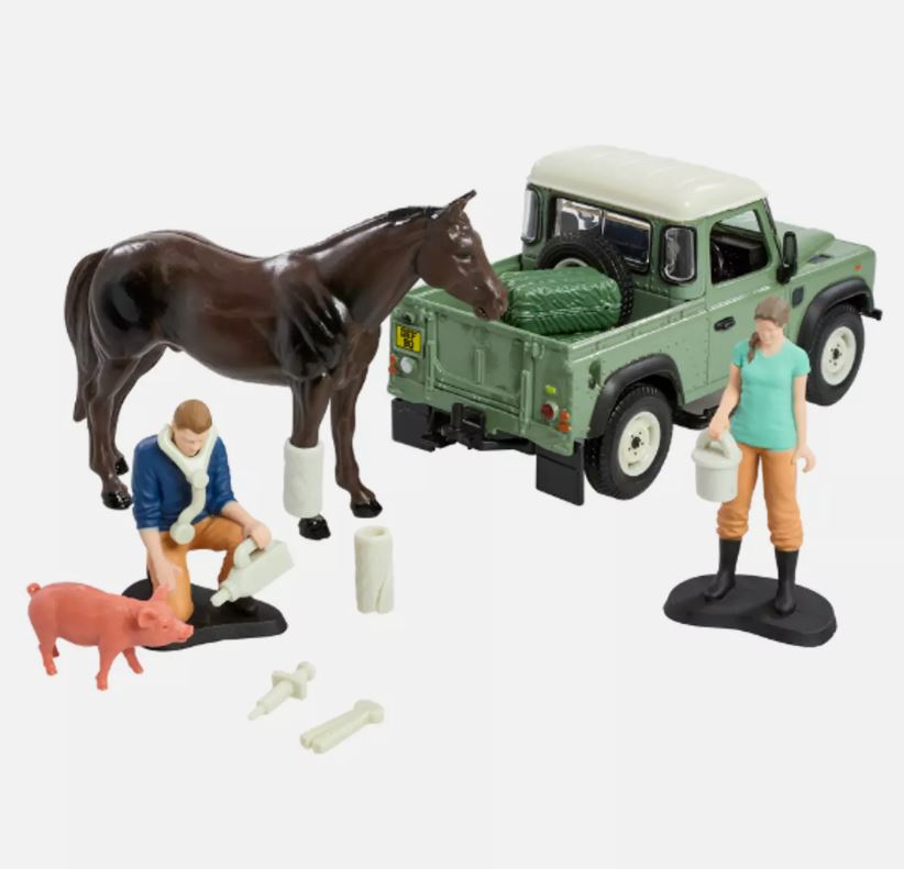 Britains Land Rover Vet Play Set 1.32 Scale 3