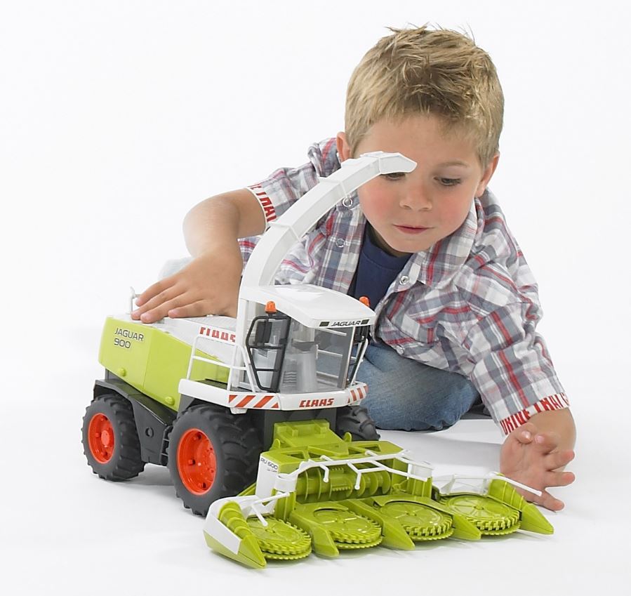 Bruder Claas Jaguar 900 Field Chopper 1 16 Scale 3