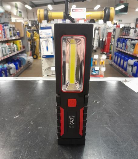 Clulite Super Bright LED Work Light 1