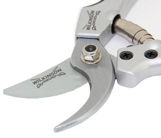 Deluxe Boxed Bypass Pruners 3