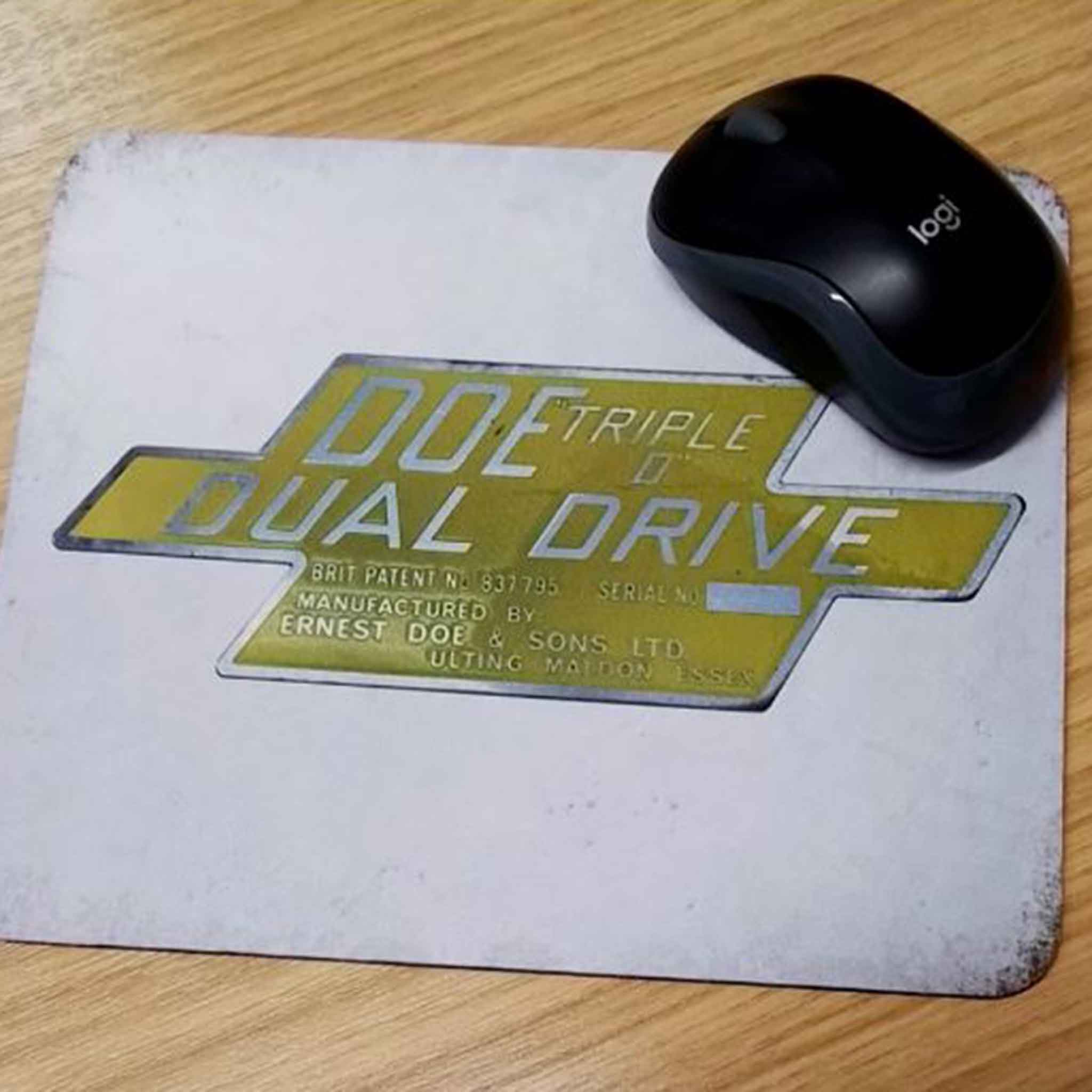 Doe Dual Drive Mouse Mat