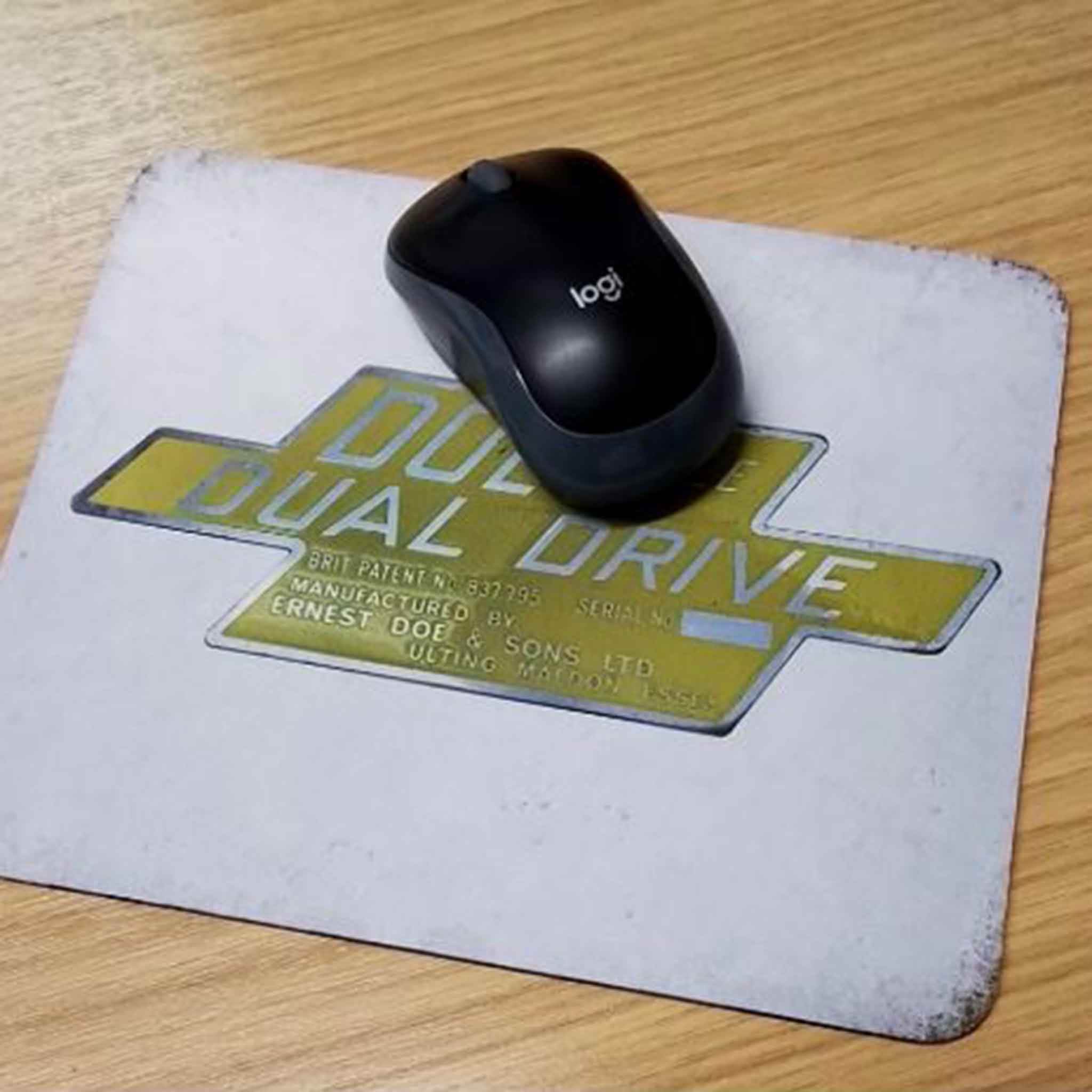 Doe Dual Drive Mouse Mat