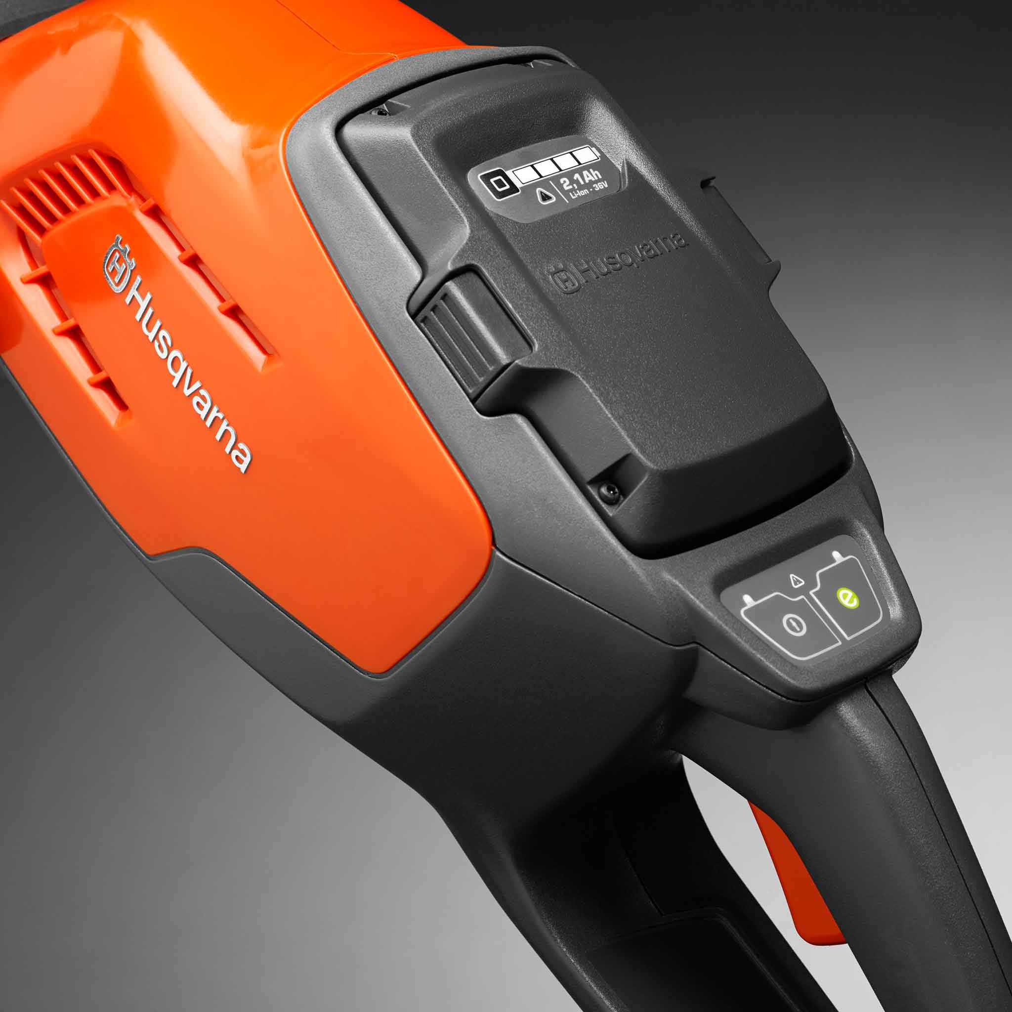 Husqvarna 115iHD45 Cordless Hedge Trimmer