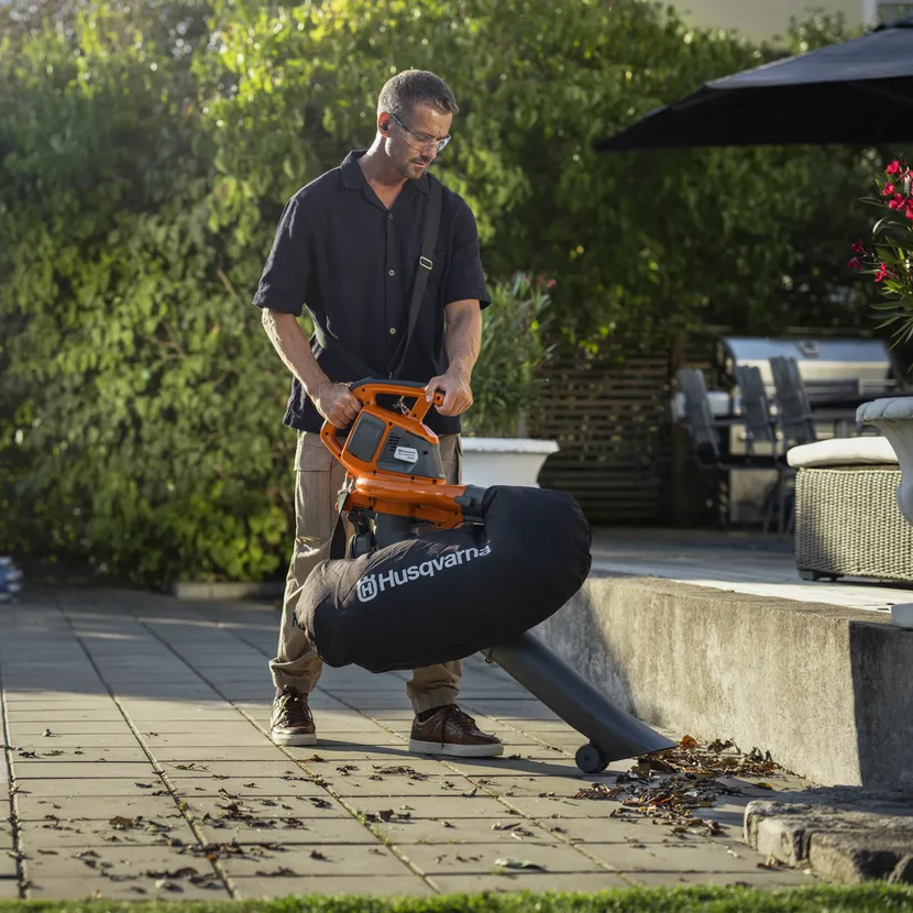 Husqvarna 120IBV Leaf Blower and Vacuum Kit