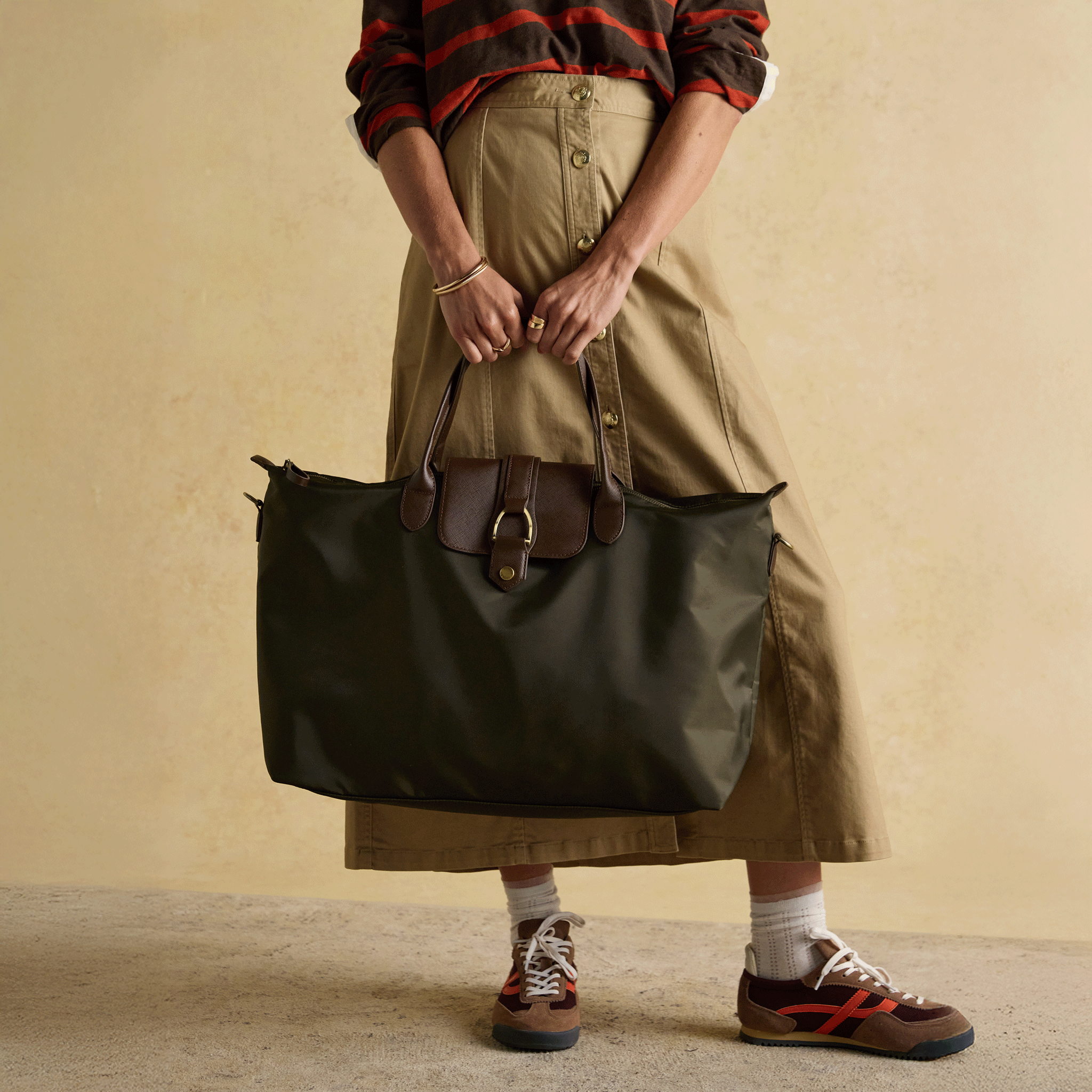 Joules Edie Weekend Bag with Shoulder Strap Khaki Green