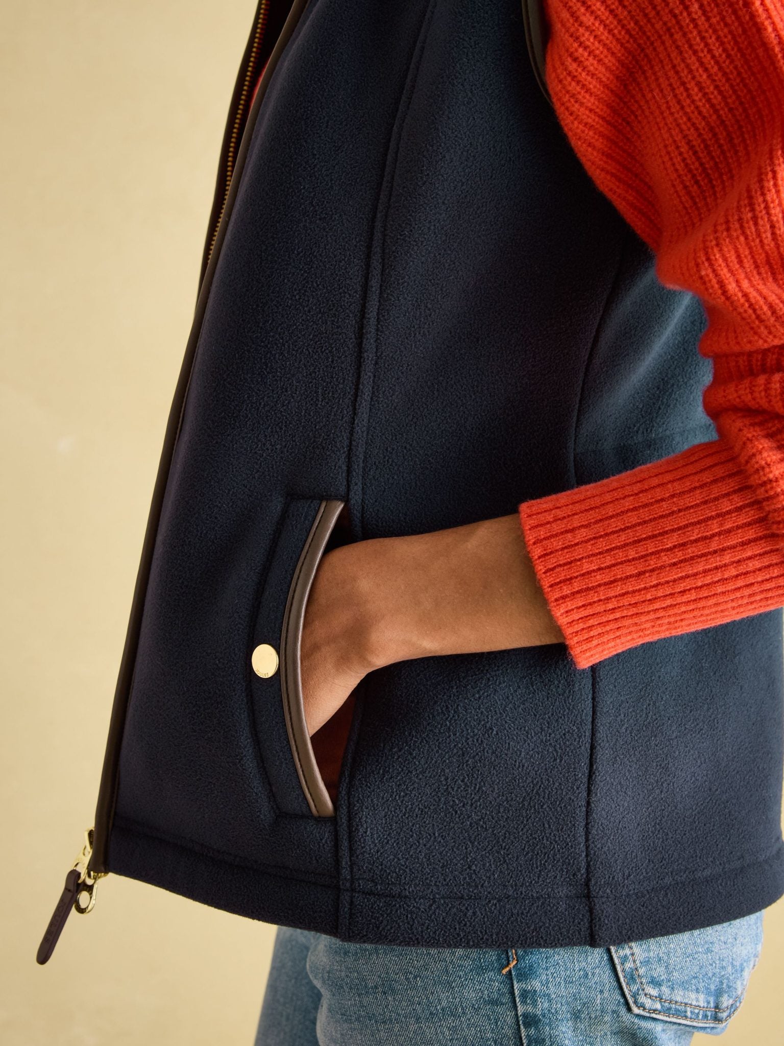 Joules Fairbourne Fleece Gilet Navy 6