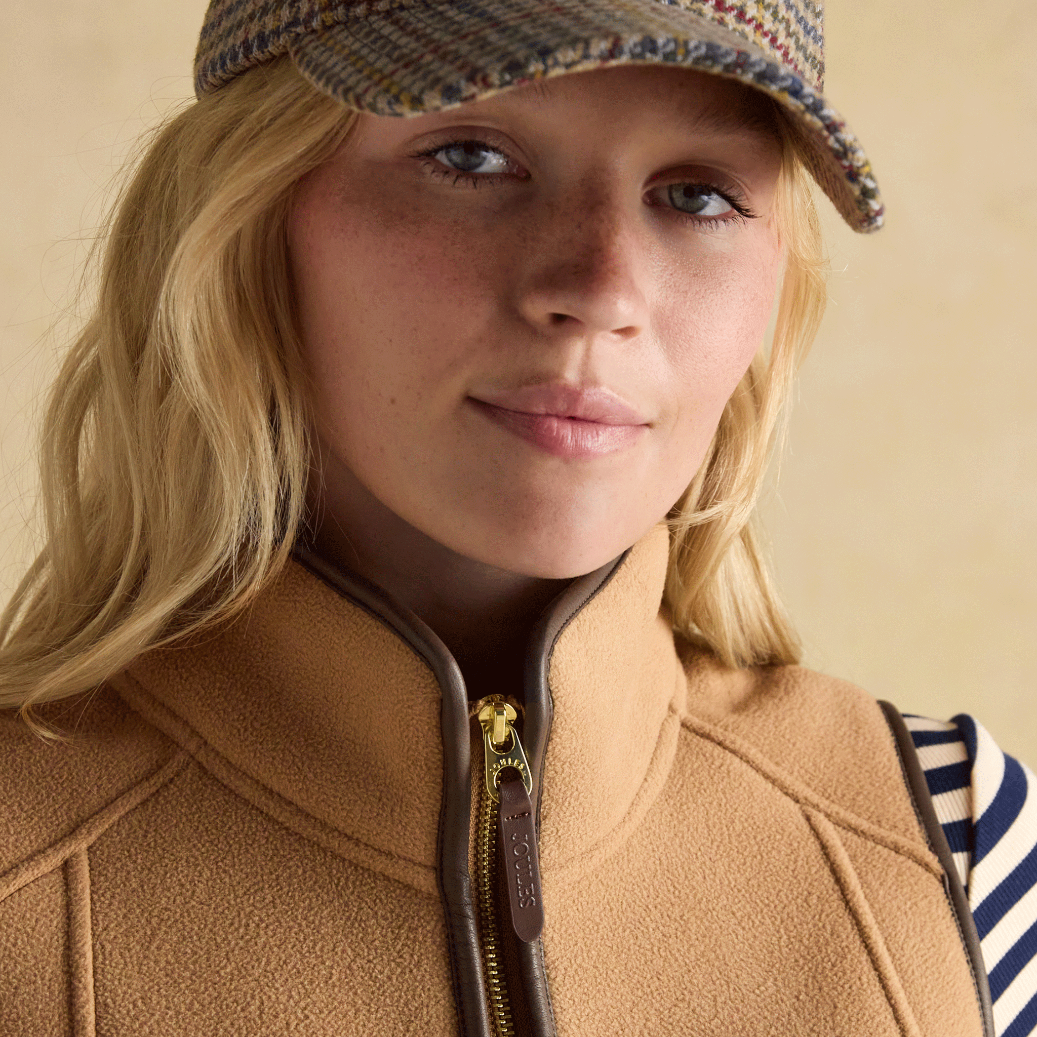 Joules Heritage Regular Fleece Gilet Tan