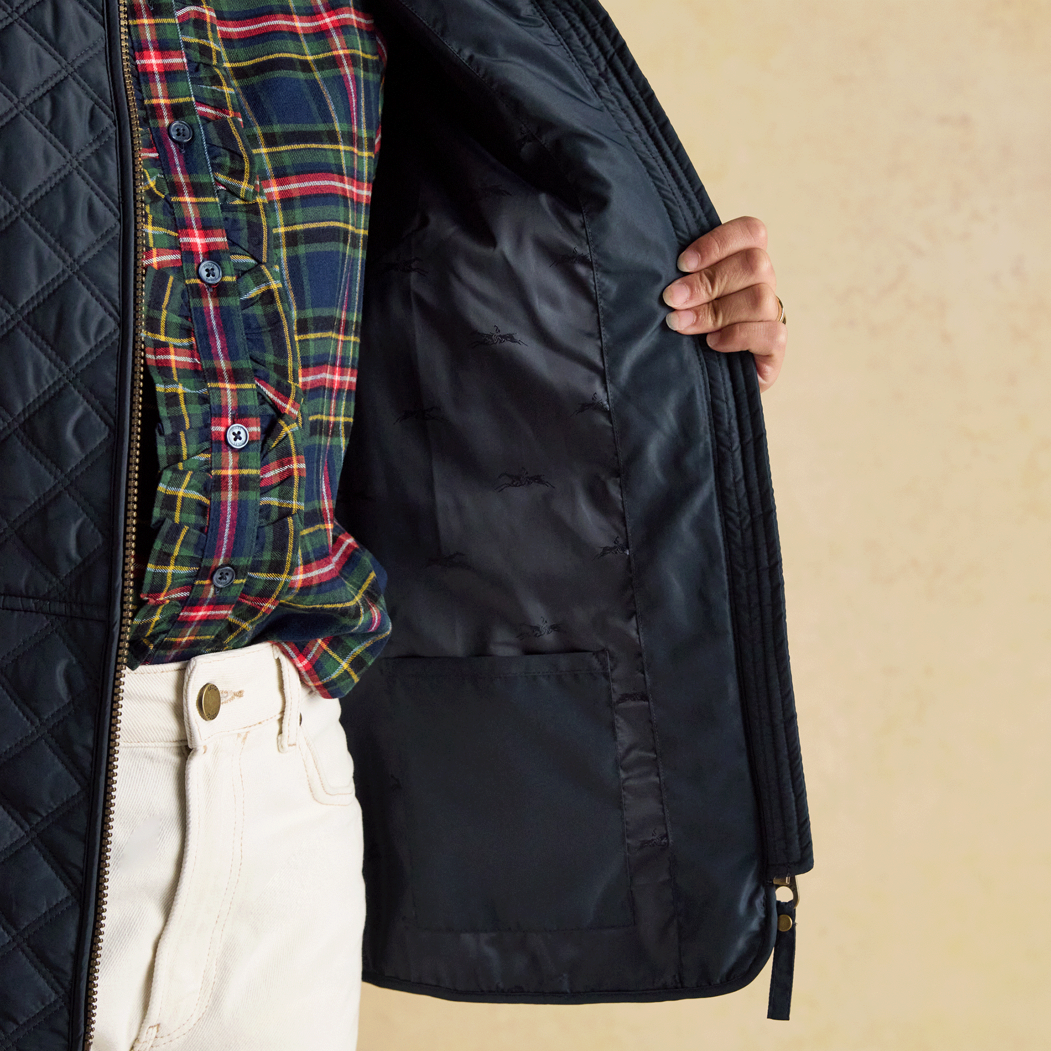 Joules Minx Showerproof Diamond Quilted Gilet with Adjustable Waist Navy Blue