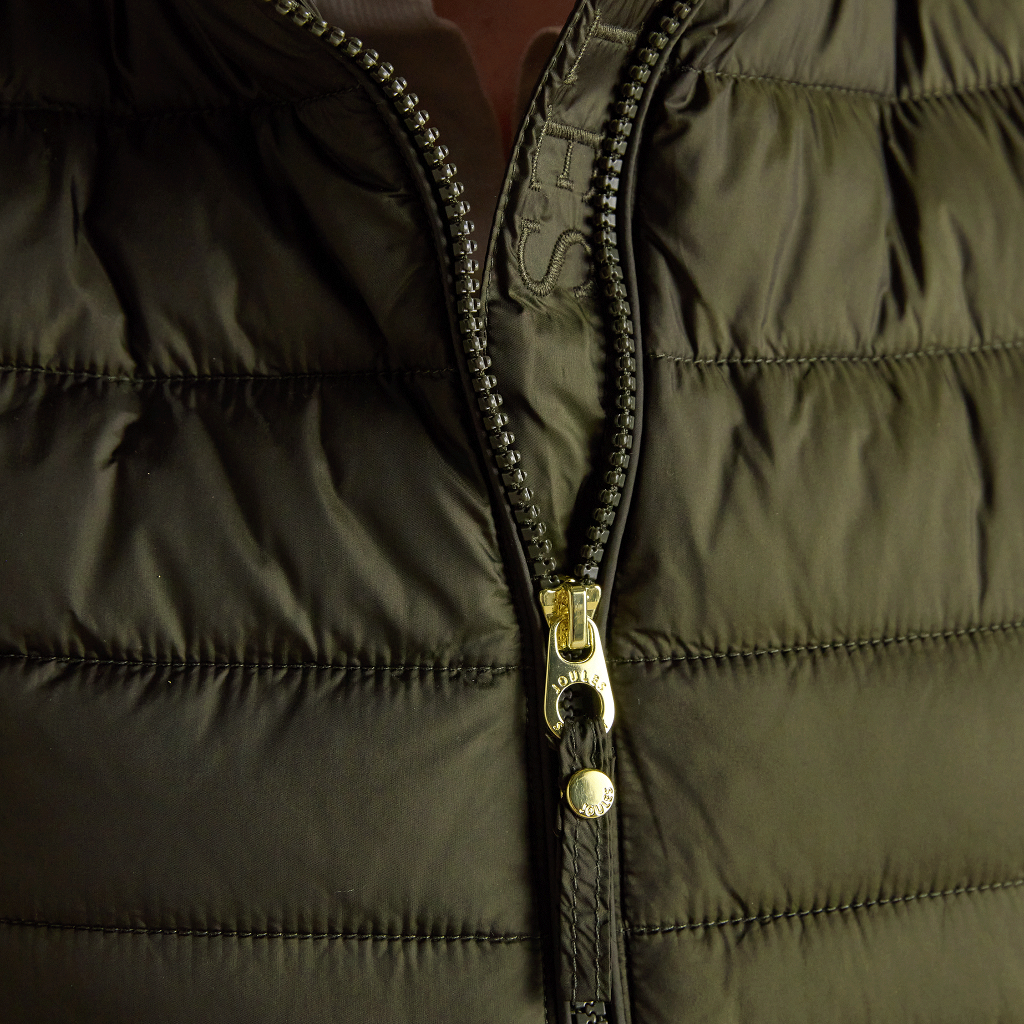 Joules Witley Showerproof Zip-through Gilet in Green