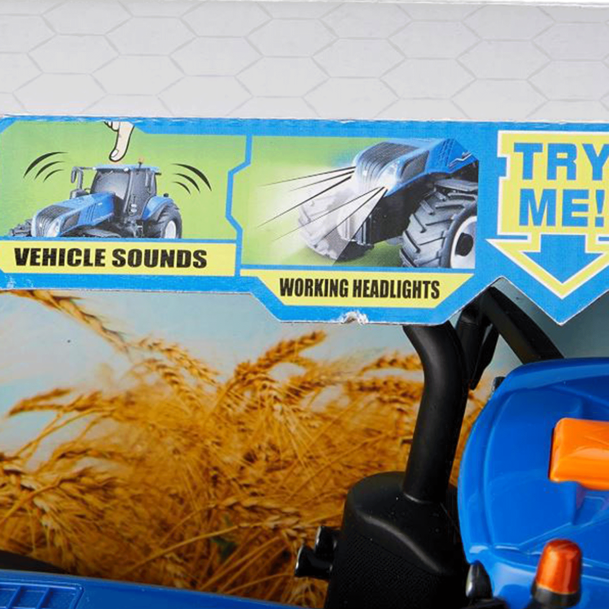 Maisto New Holland T8.435 Tractor with Light & Sound