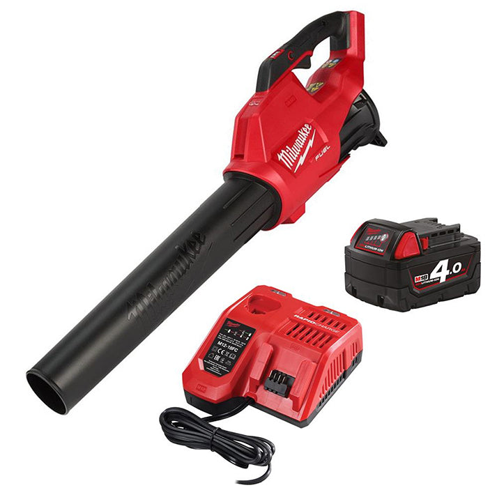 Milwaukee M18 FUEL Chainsaw & Blower Kit 3