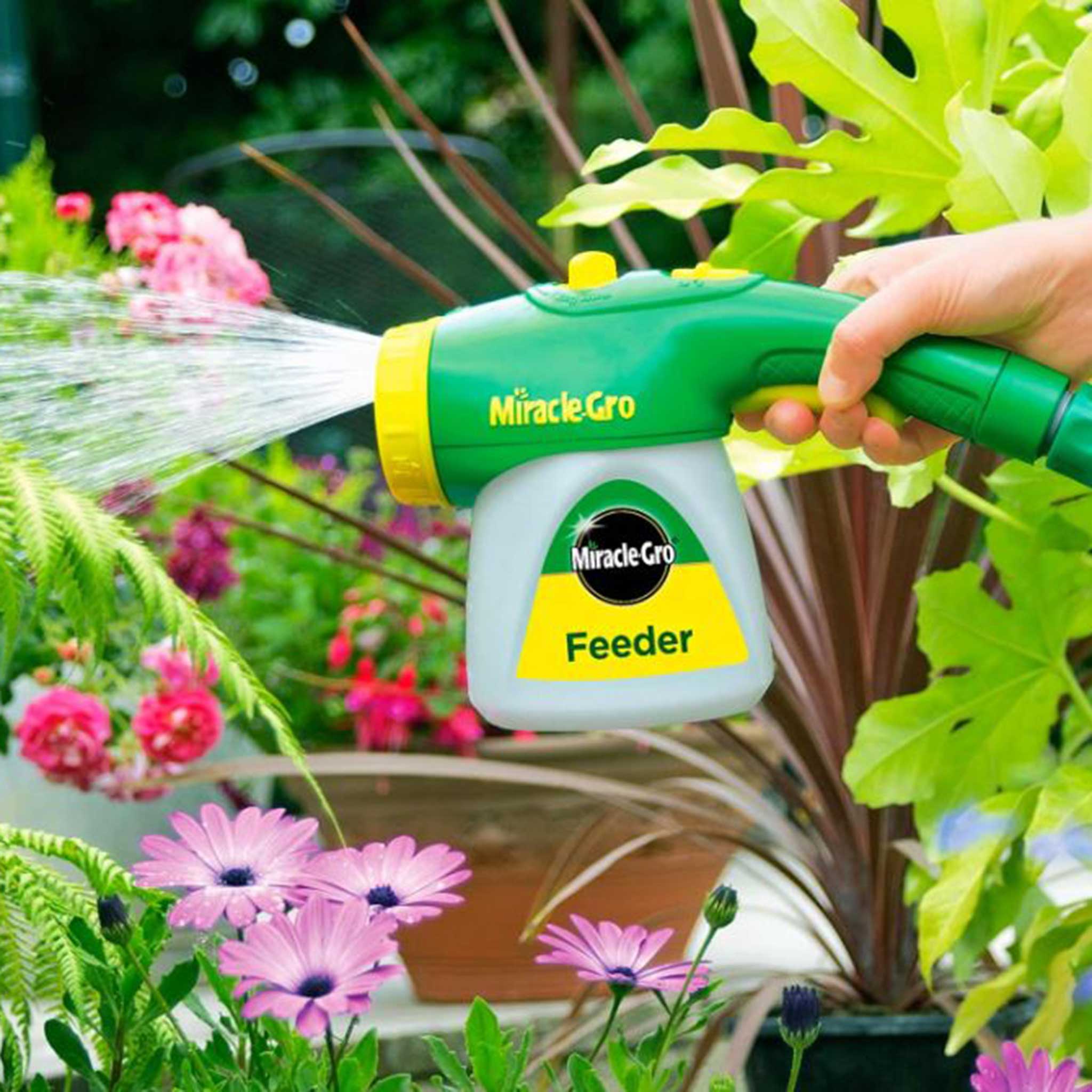 Miracle-Gro-Feeder-Unit-4