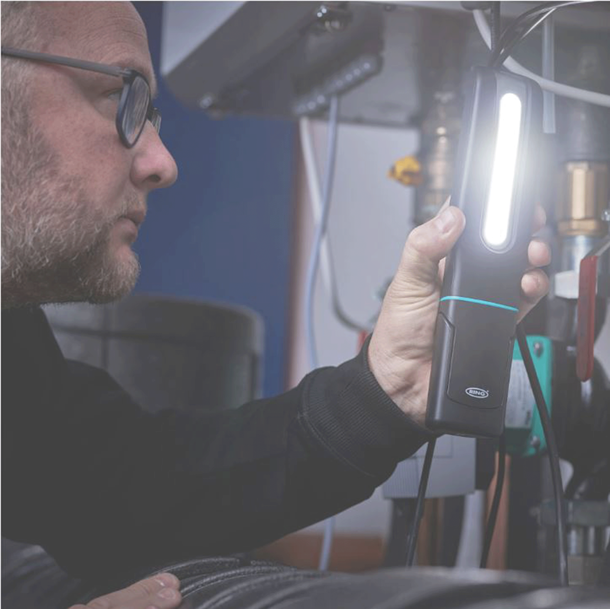 Ring Automotive Magflex Max 500 Rechargeable Handheld Inspection Lamp