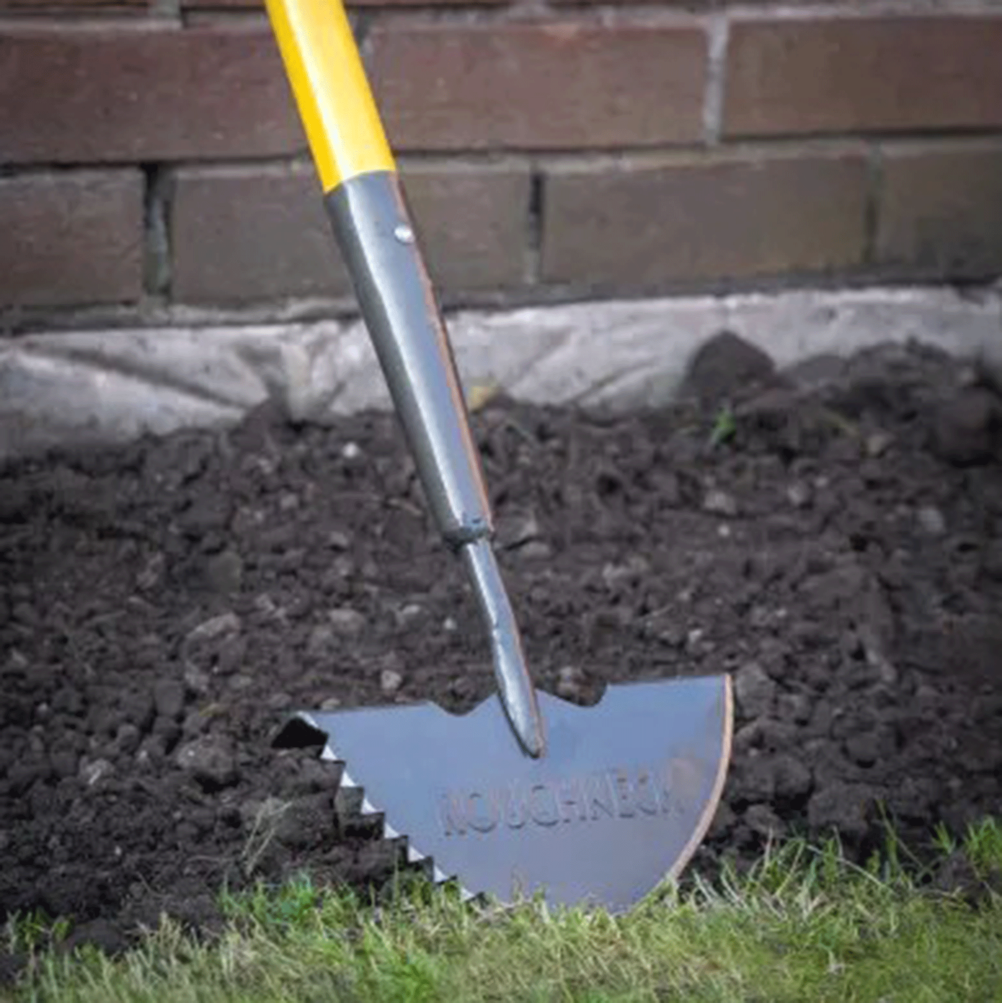 Roughneck Sharp-Edge Lawn Edging Iron