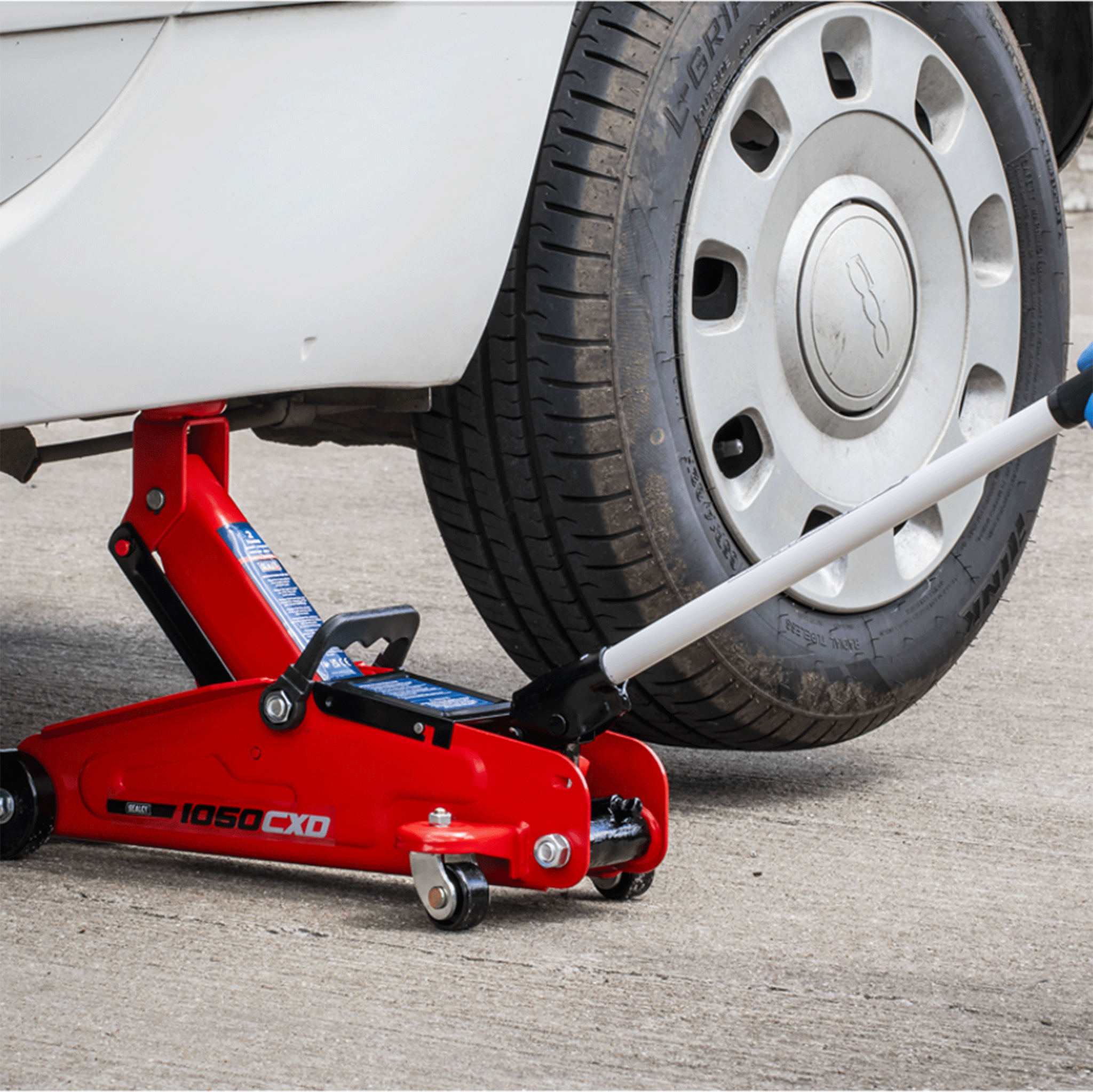 Sealey Short Chassis Trolley Jack with Storage Case 2 Tonne