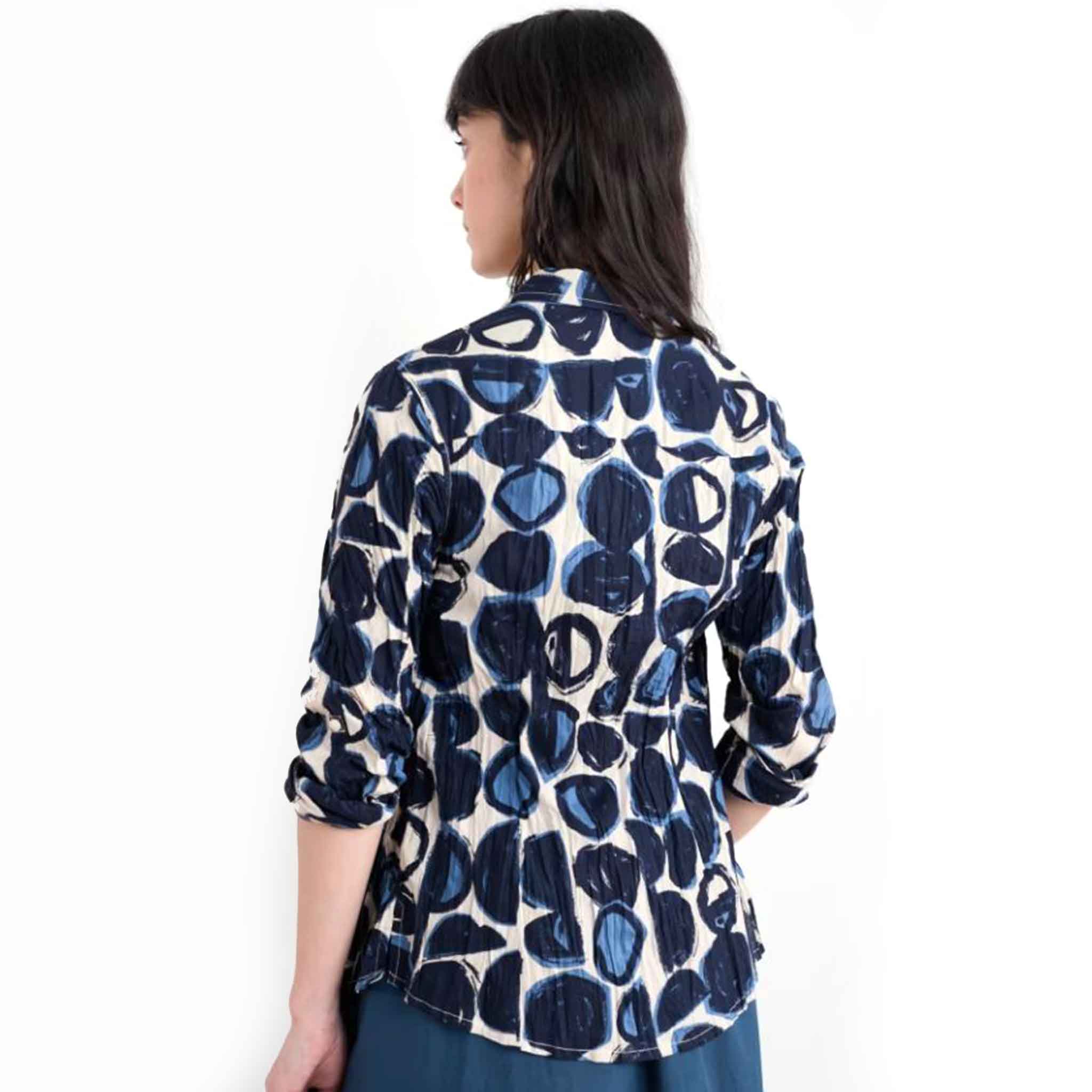 Seasalt-Larissa-Organic-Cotton-Shirt-Pebble-Monoprint-Aran-3