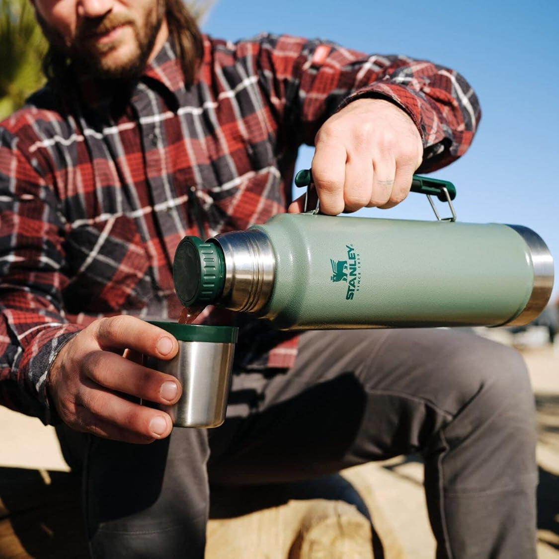 Stanley Classic Legendary 1.4L Vacuum Bottle Hammertone Green