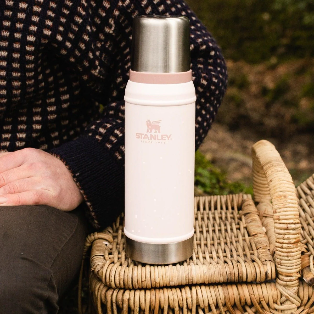 Stanley Classic Legendary Bottle .75L Rose Quartz