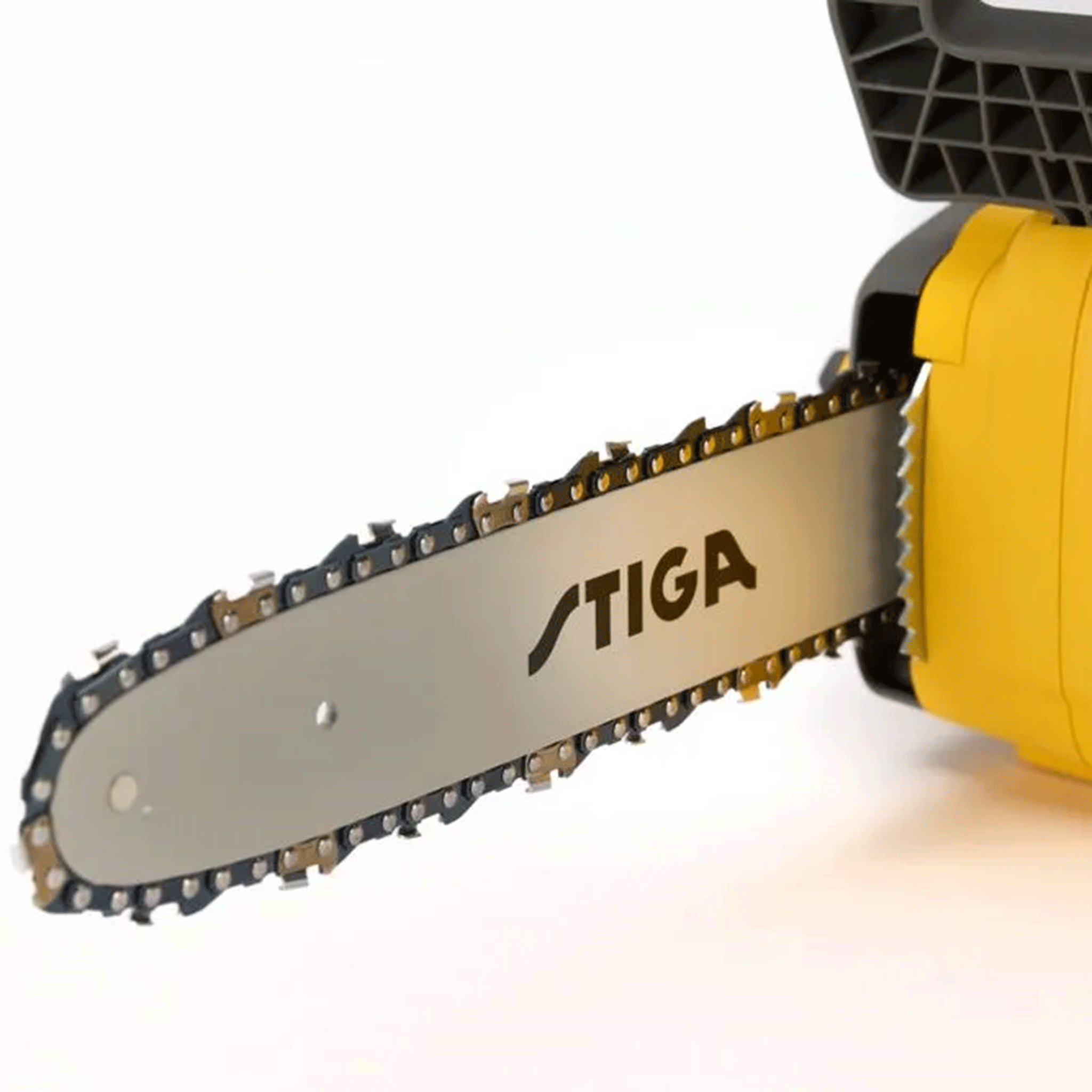 Stiga CS 300e Cordless Chainsaw Kit