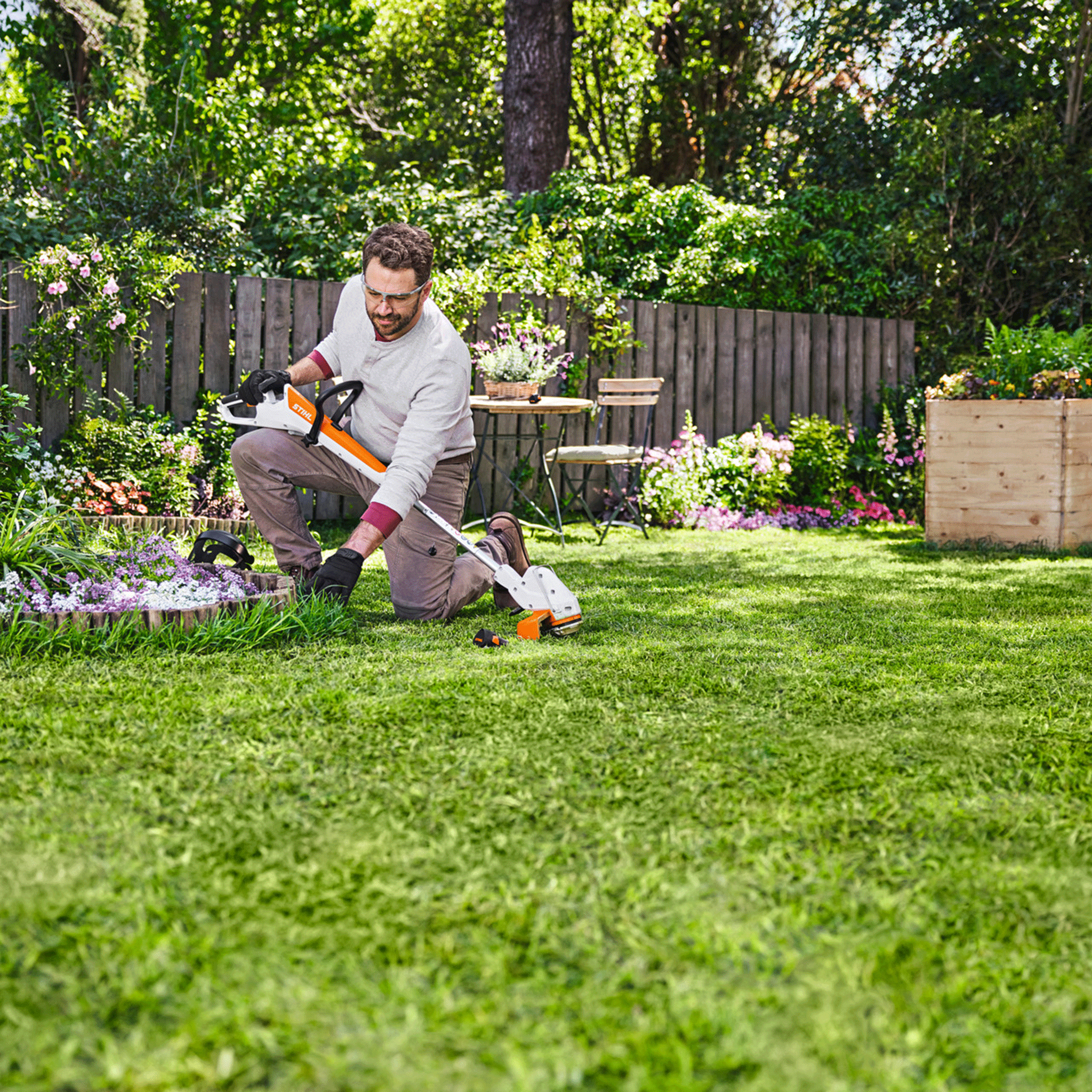 Stihl FSA 30 Cordless Grass Trimmer Tool Only
