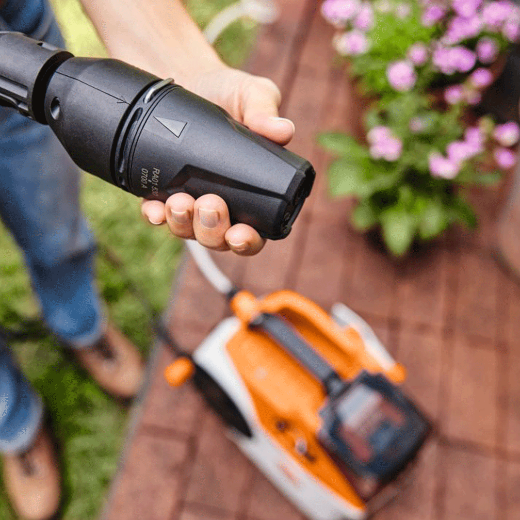 Stihl REA 60 Plus Cordless Pressure Washer Tool Only
