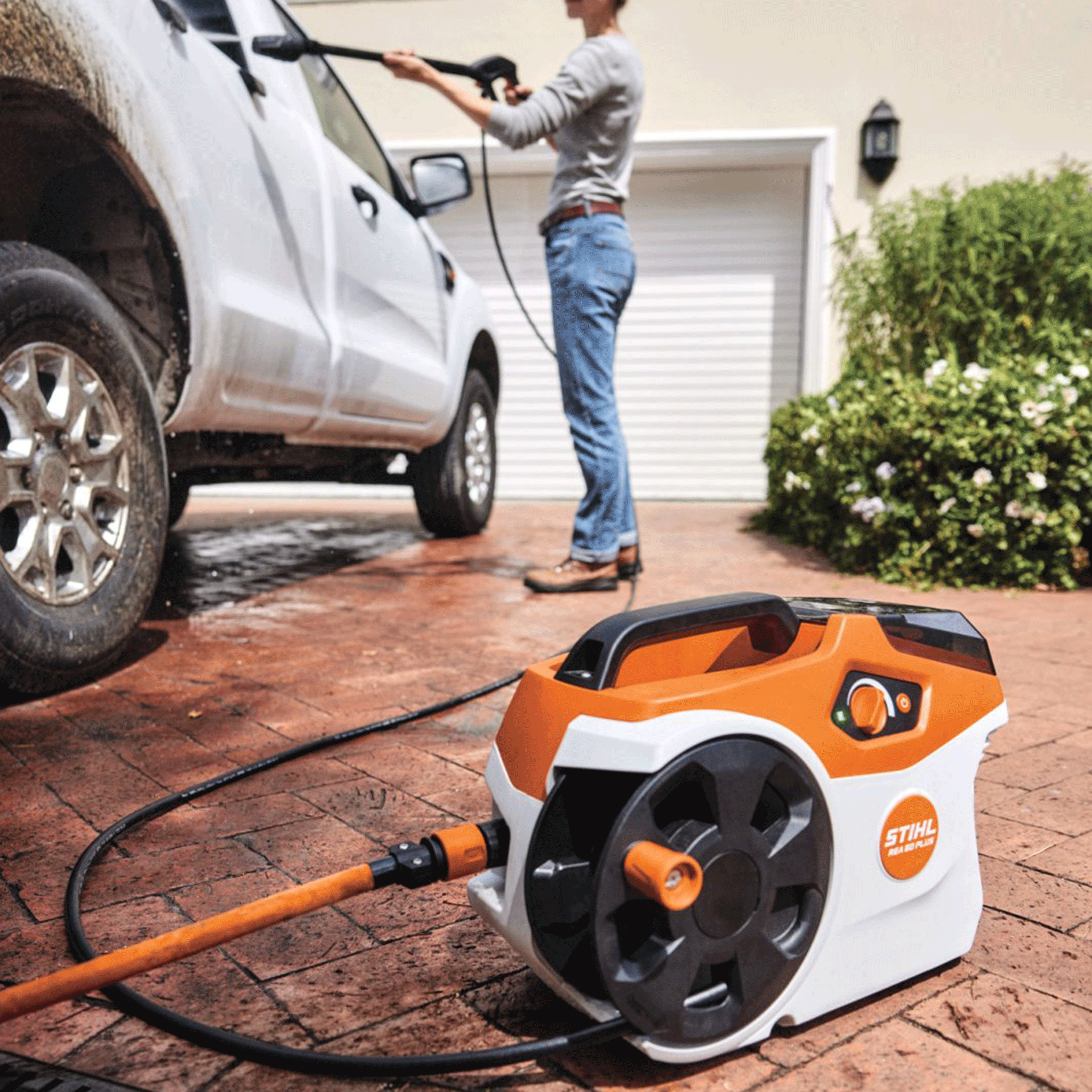 Stihl REA 60 Plus Cordless Pressure Washer Tool Only