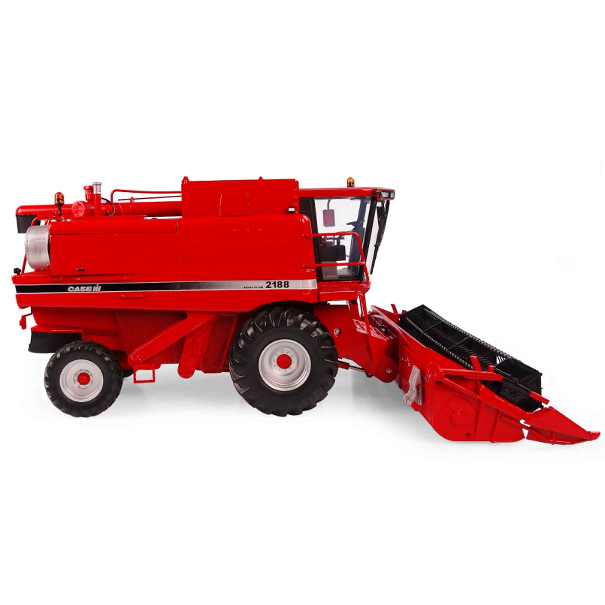 Universal Hobbies Case IH 2188 Axial Flow Combine 1:32 Scale