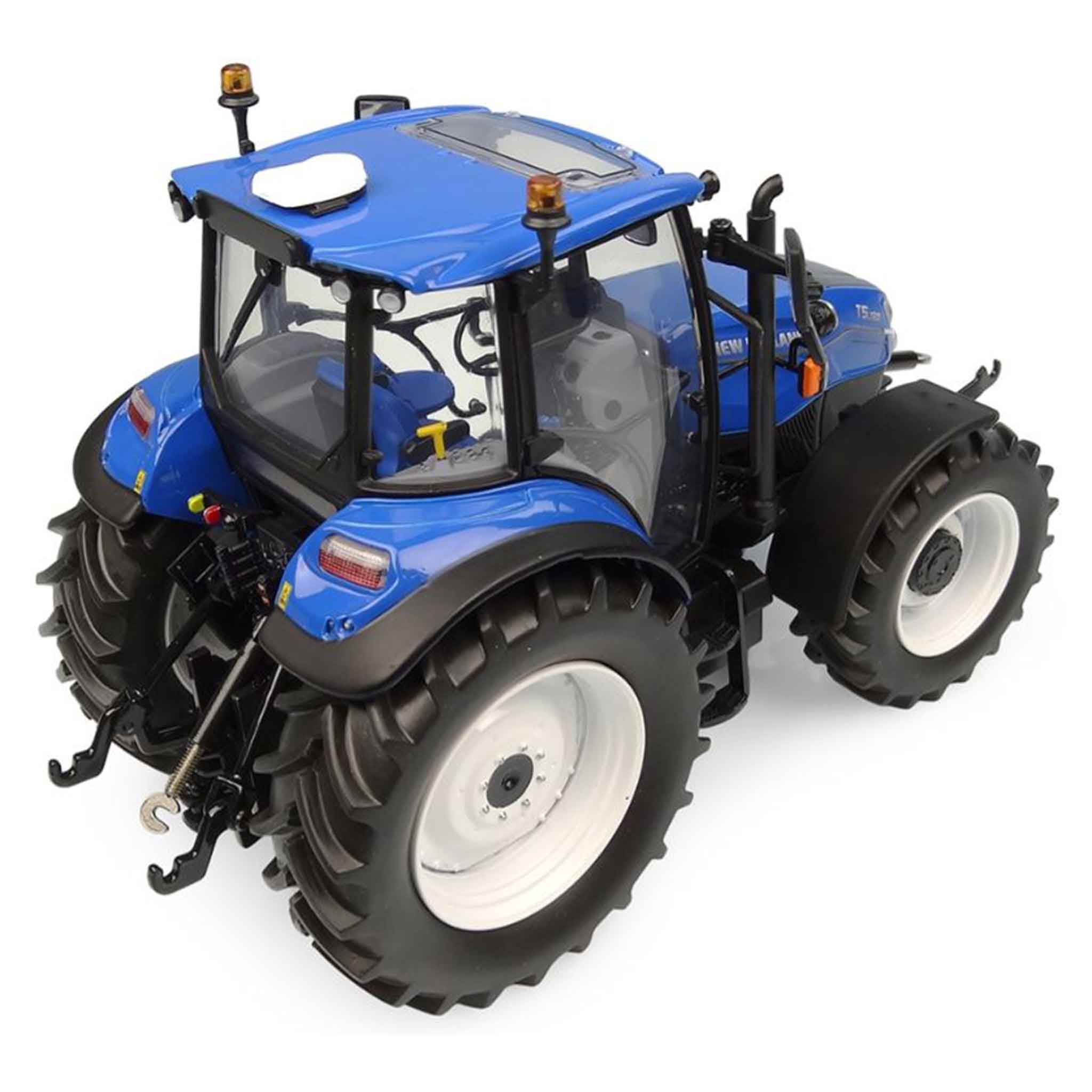 Universal Hobbies New Holland T5.120 Dual Command Tractor 1:32 Scale