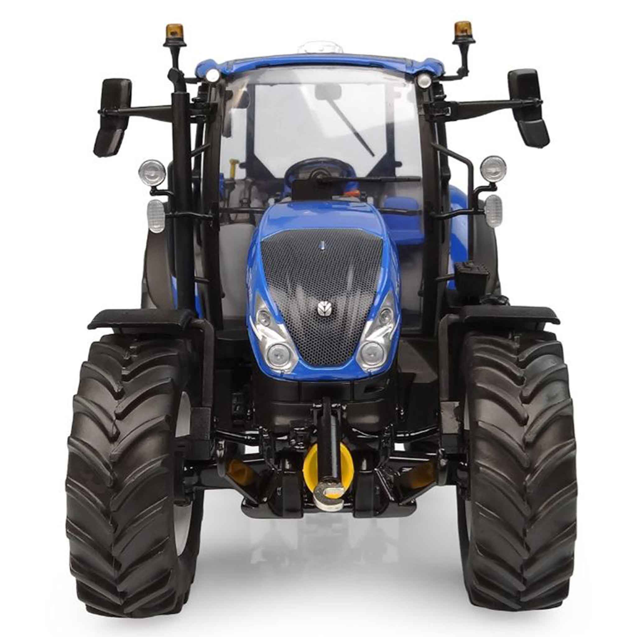 Universal Hobbies New Holland T5.120 Dual Command Tractor 1:32 Scale