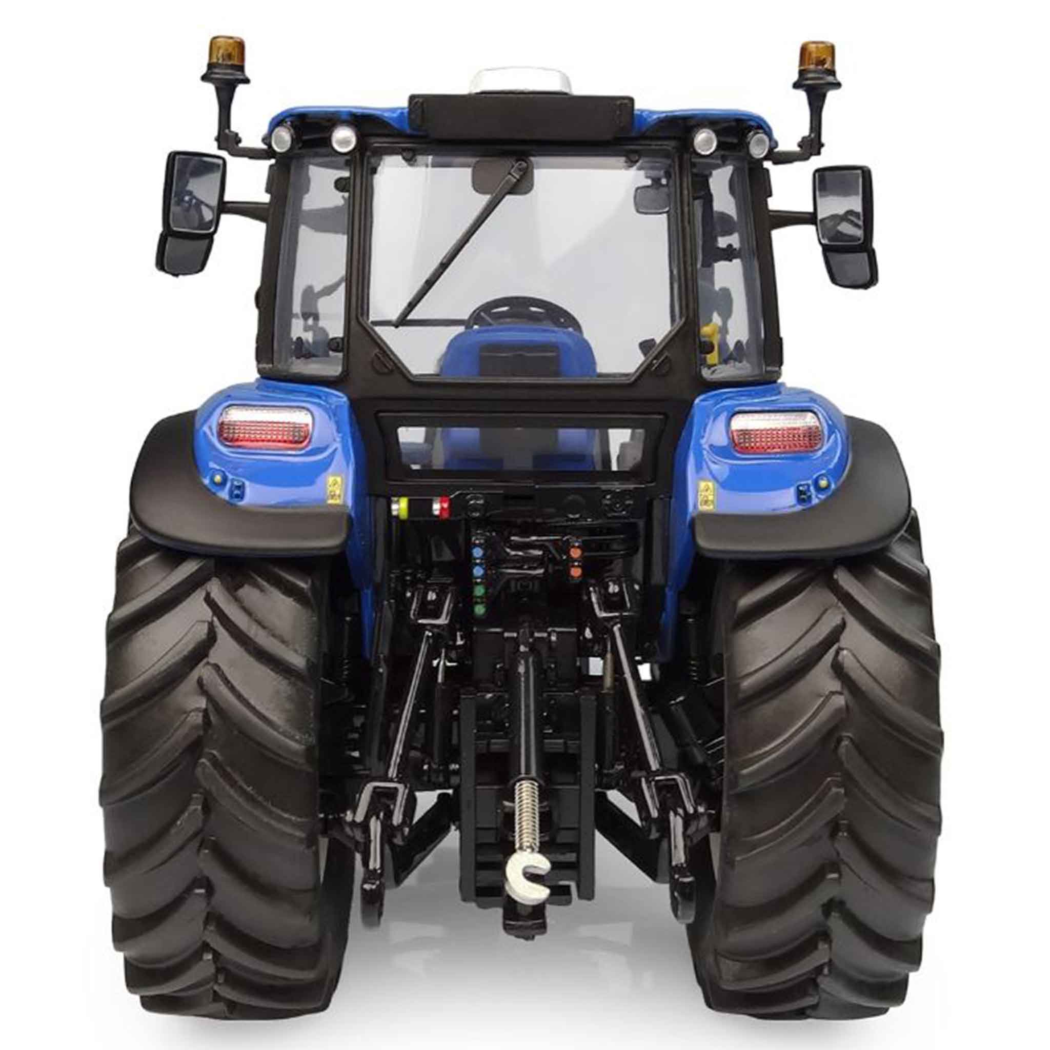 Universal Hobbies New Holland T5.120 Dual Command Tractor 1:32 Scale