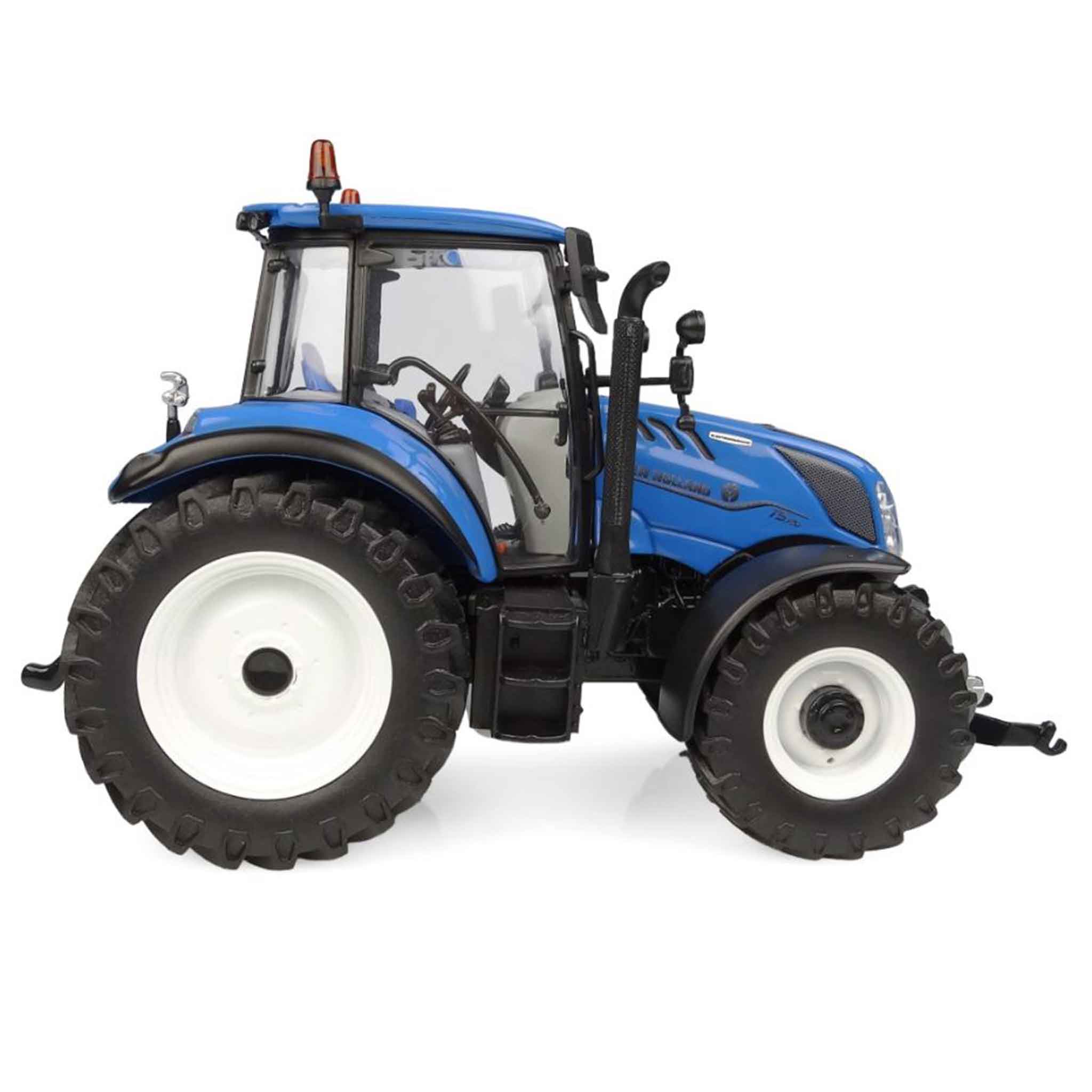 Universal Hobbies New Holland T5.120 Electrocommand Tractor 1:32 Scale