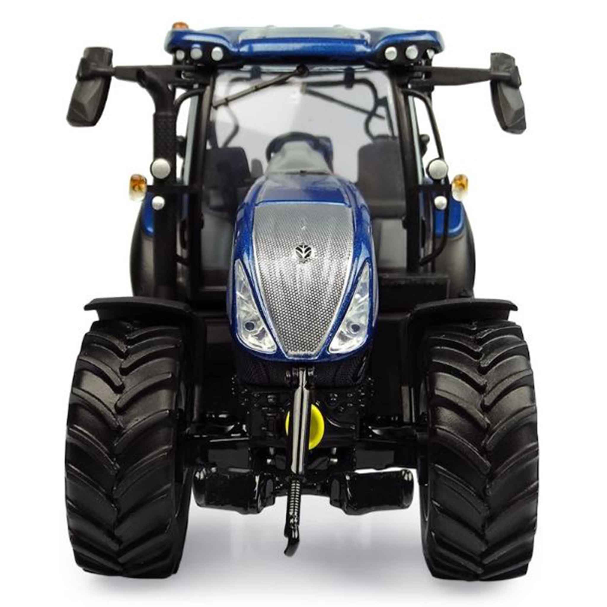 Universal Hobbies New Holland T5.140 Blue Power Tractor 1:32 Scale