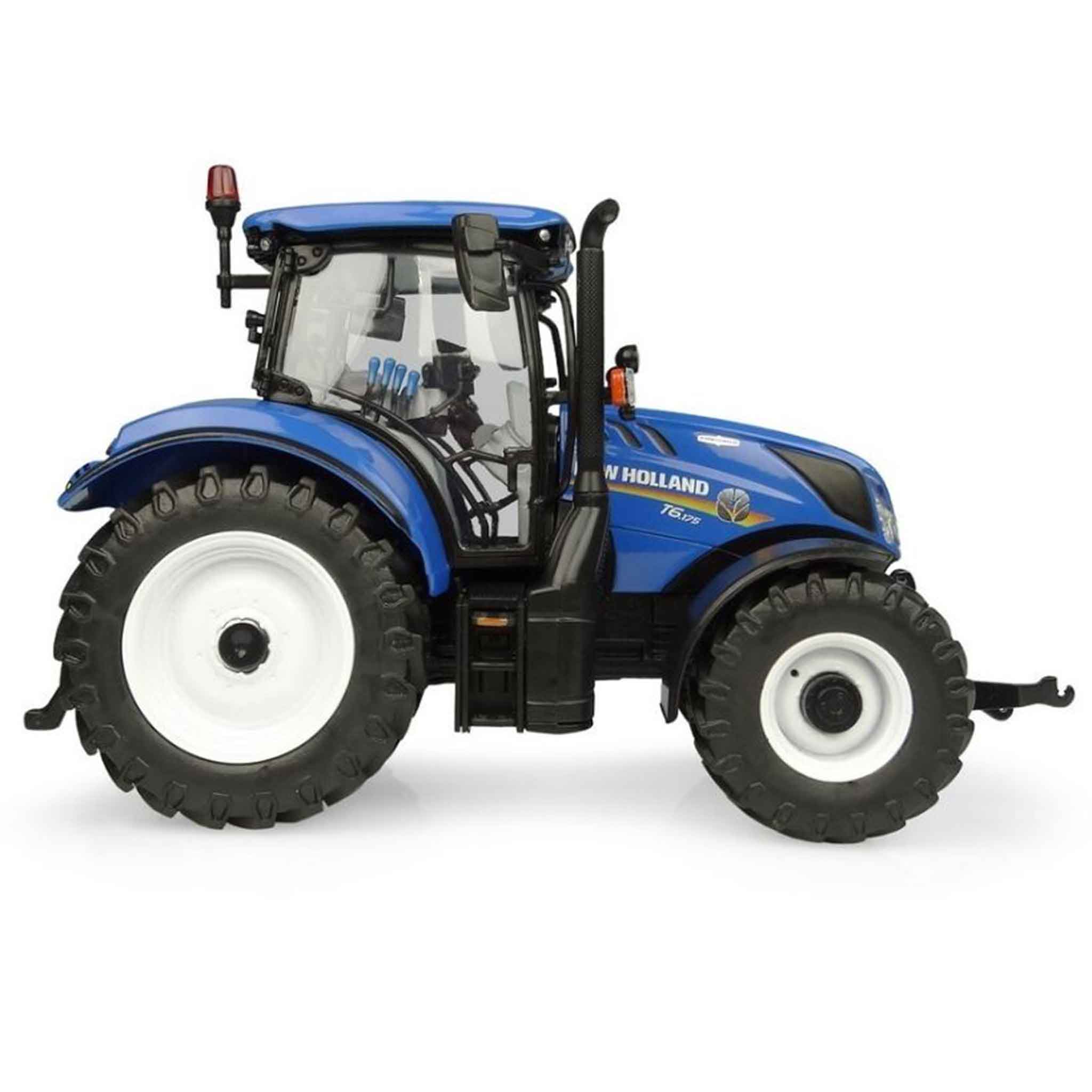 Universal Hobbies New Holland T6.175 Dynamic Command Tractor 1:32 Scale