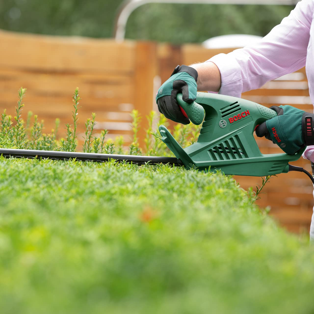 Electric Hedge Trimmers