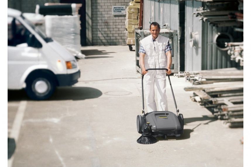 Karcher Sweeper KM 7020 C 1