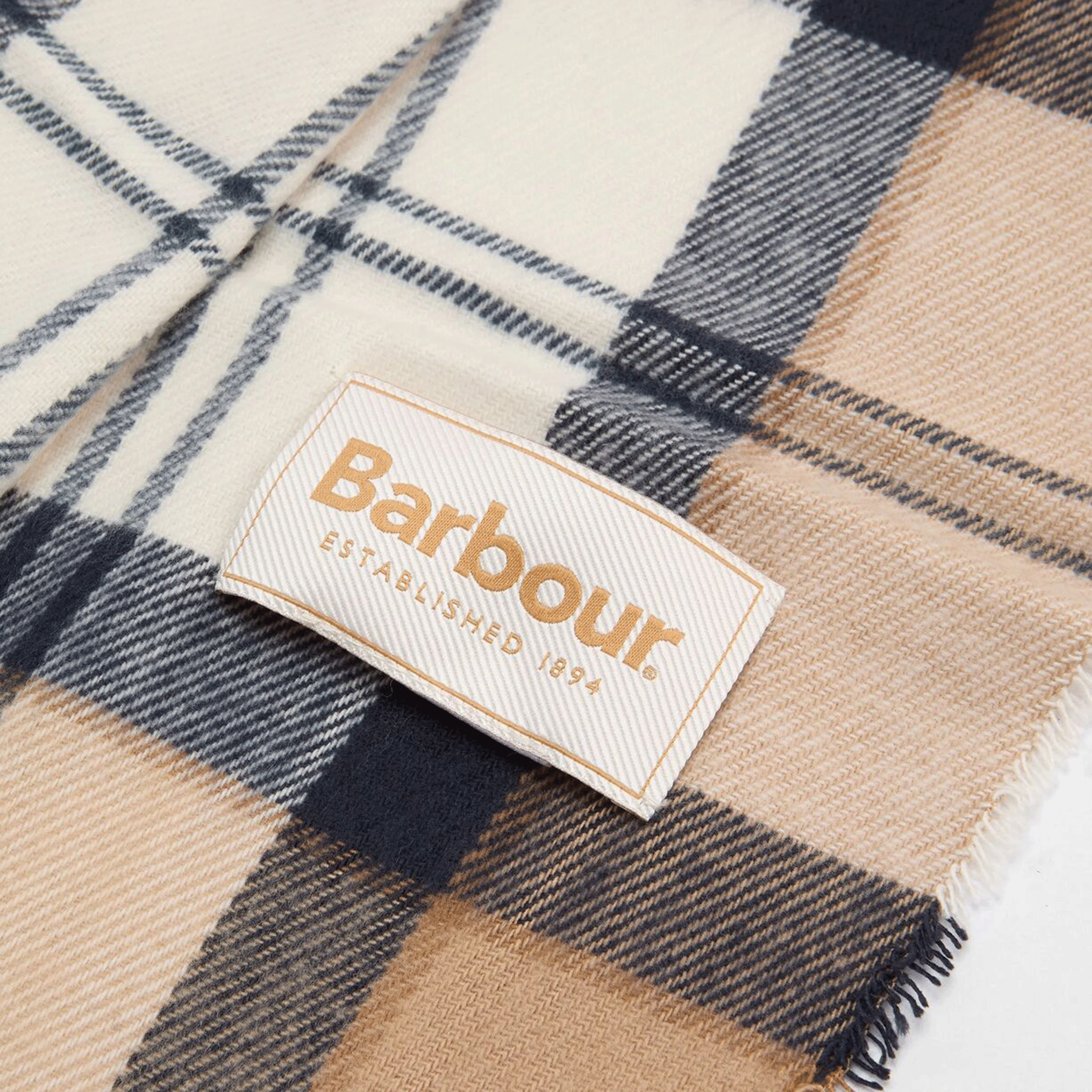Barbour Dover Beanie & Hailes Scarf Gift Set Hessian Tartan