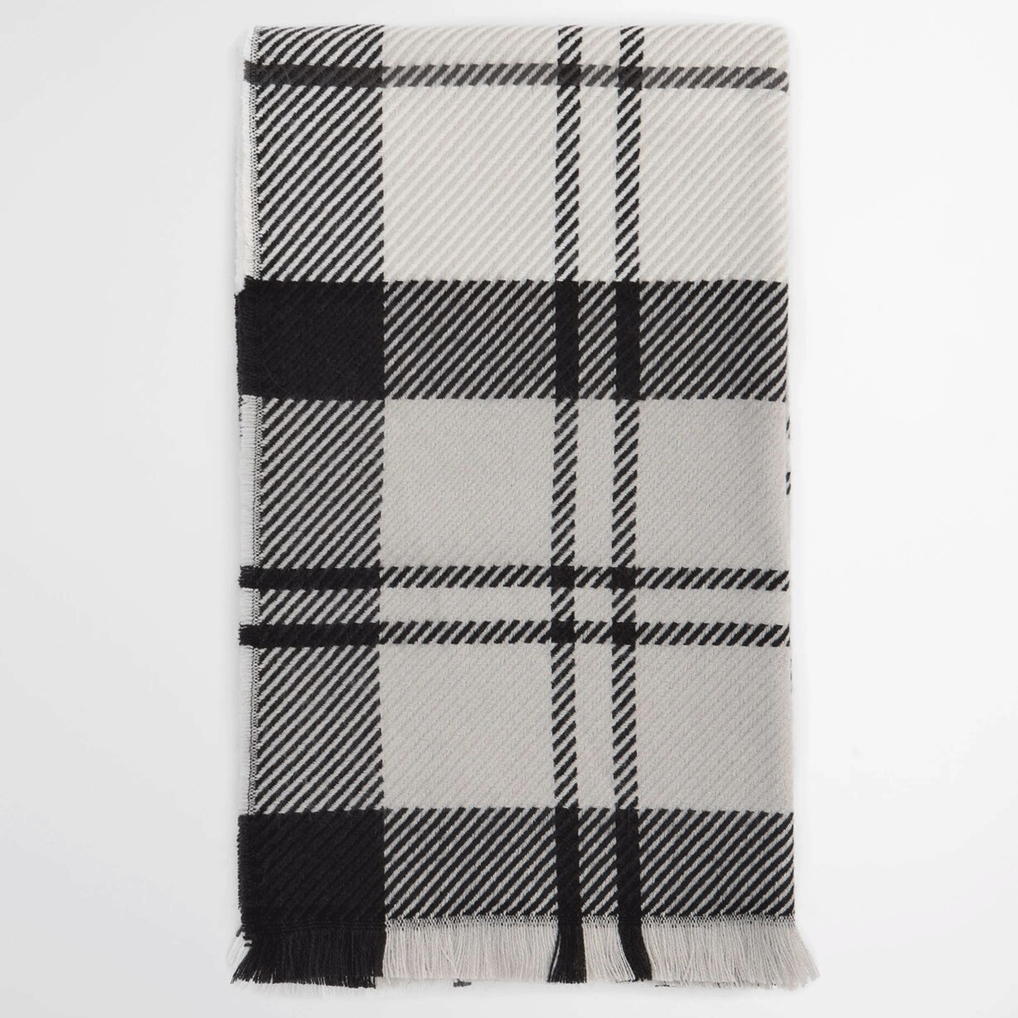 Barbour Pendle Beanie & Blair Scarf Gift Set Monochrome