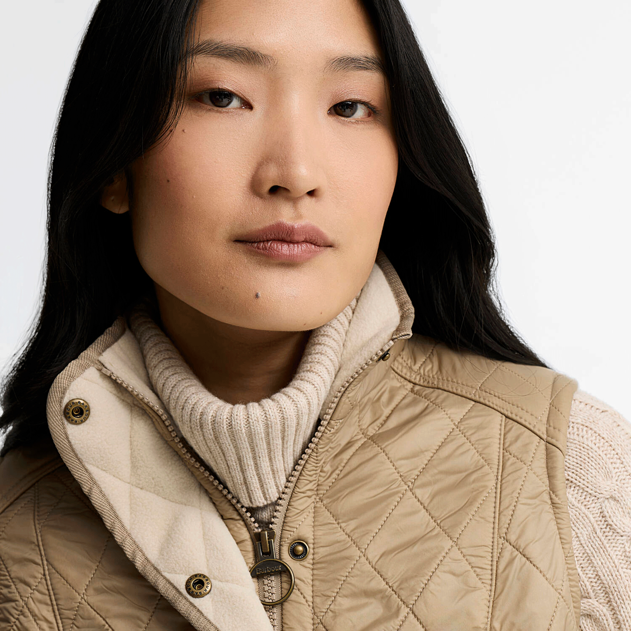 Barbour Women’s Cavalry Quilted Fleece-Lined Gilet Light Trench/Pearl