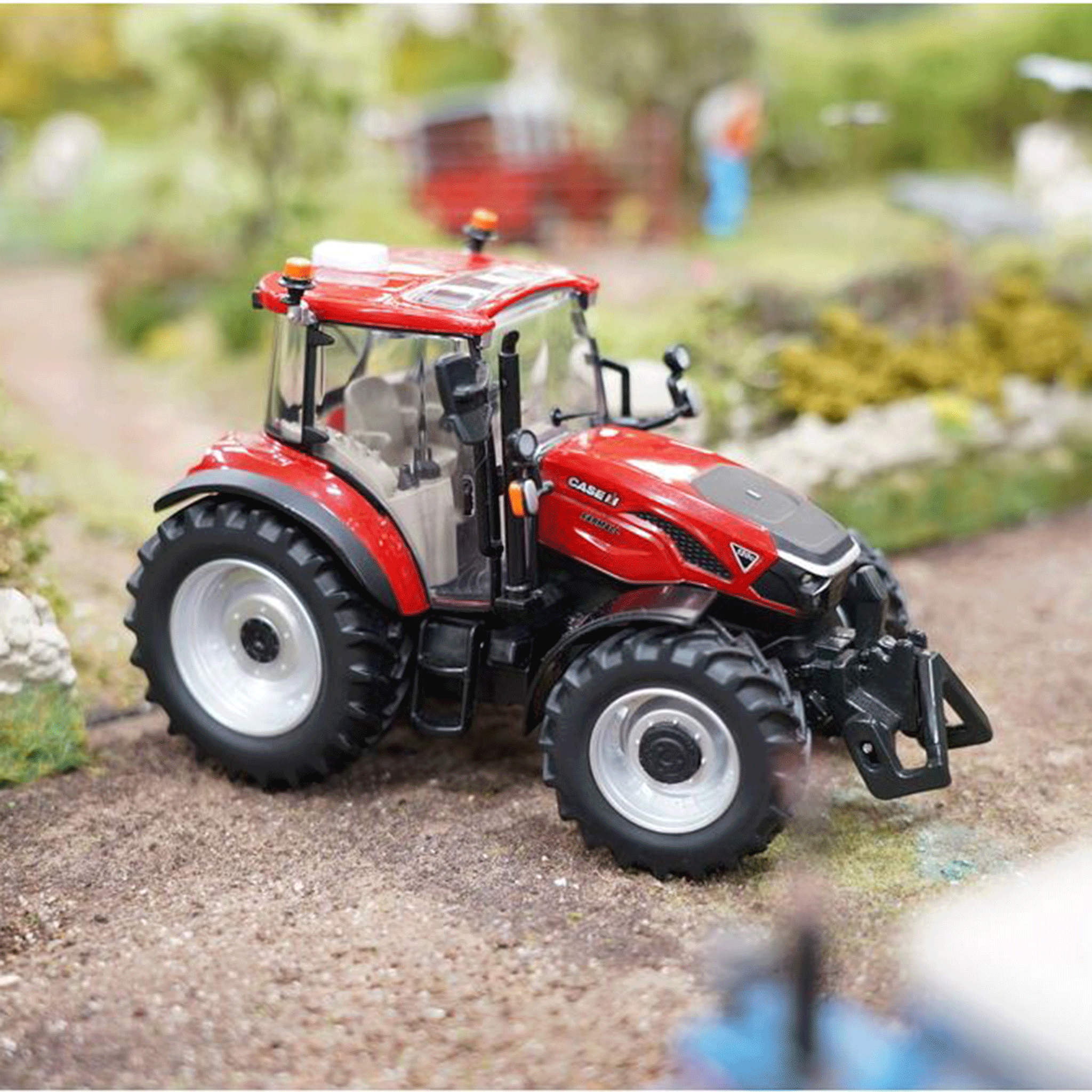 Britains Case IH Farmall 120C Tractor 1:32 Scale 43428