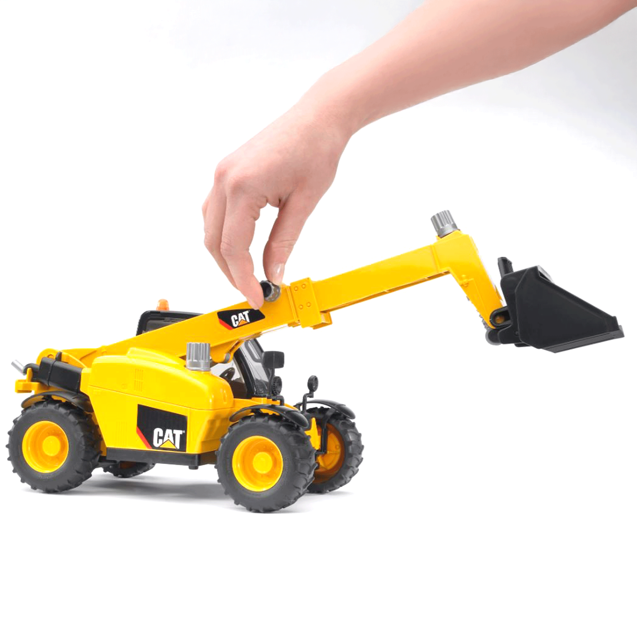 Bruder CAT Telehandler 1:16 Scale
