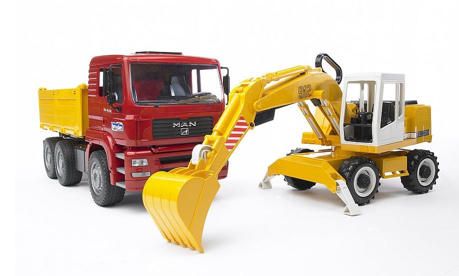 Bruder Manitou MLT 633 Telescopic Loader 1.16 Scale 3
