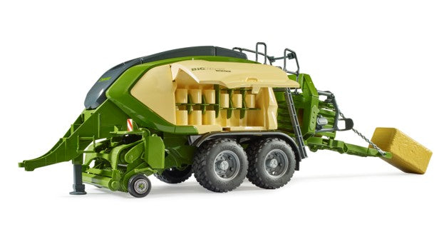 Bruder Krone Big Pack 1290 HDP VC Baler with 2 Square Bales 1:16 Scale