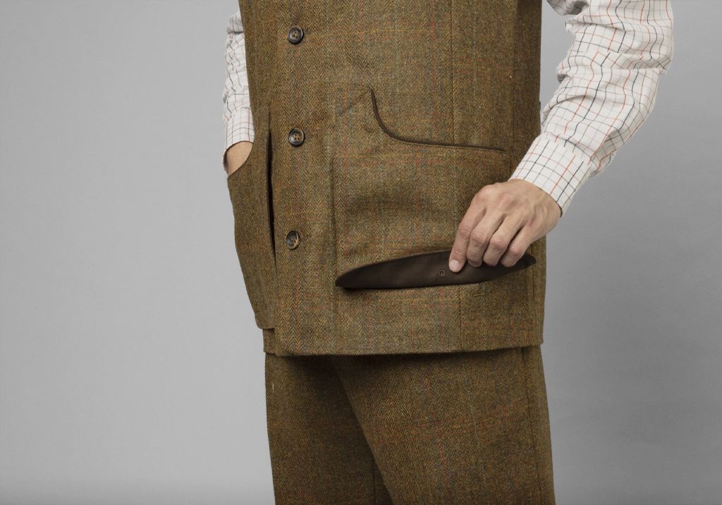 Harkila Kenmore GTX Tweed Shooting aistcoat Terragon Brown 7