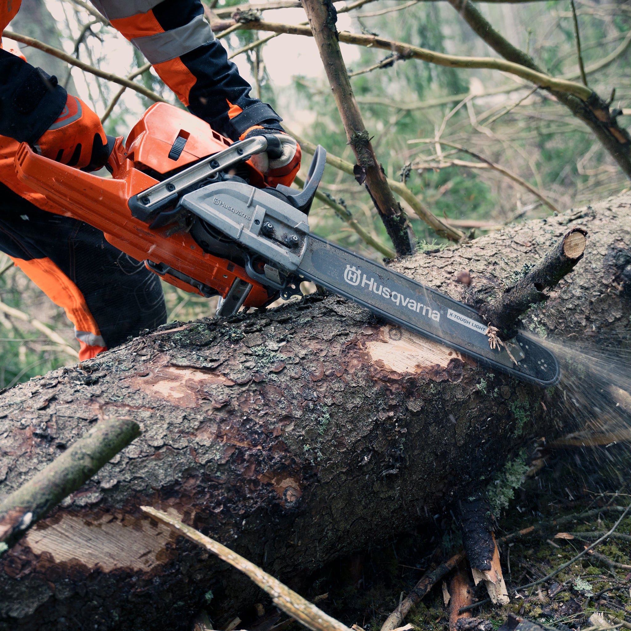 Husqvarna 572 XP Chainsaw 18"