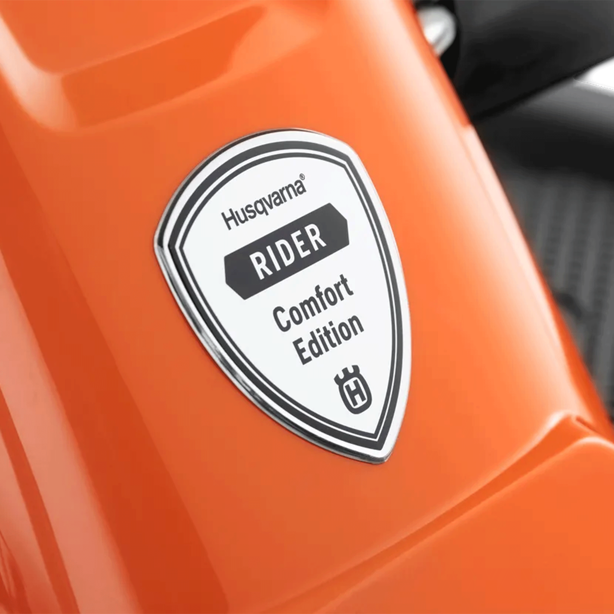 Husqvarna R214TC Ride-on Lawn Mower