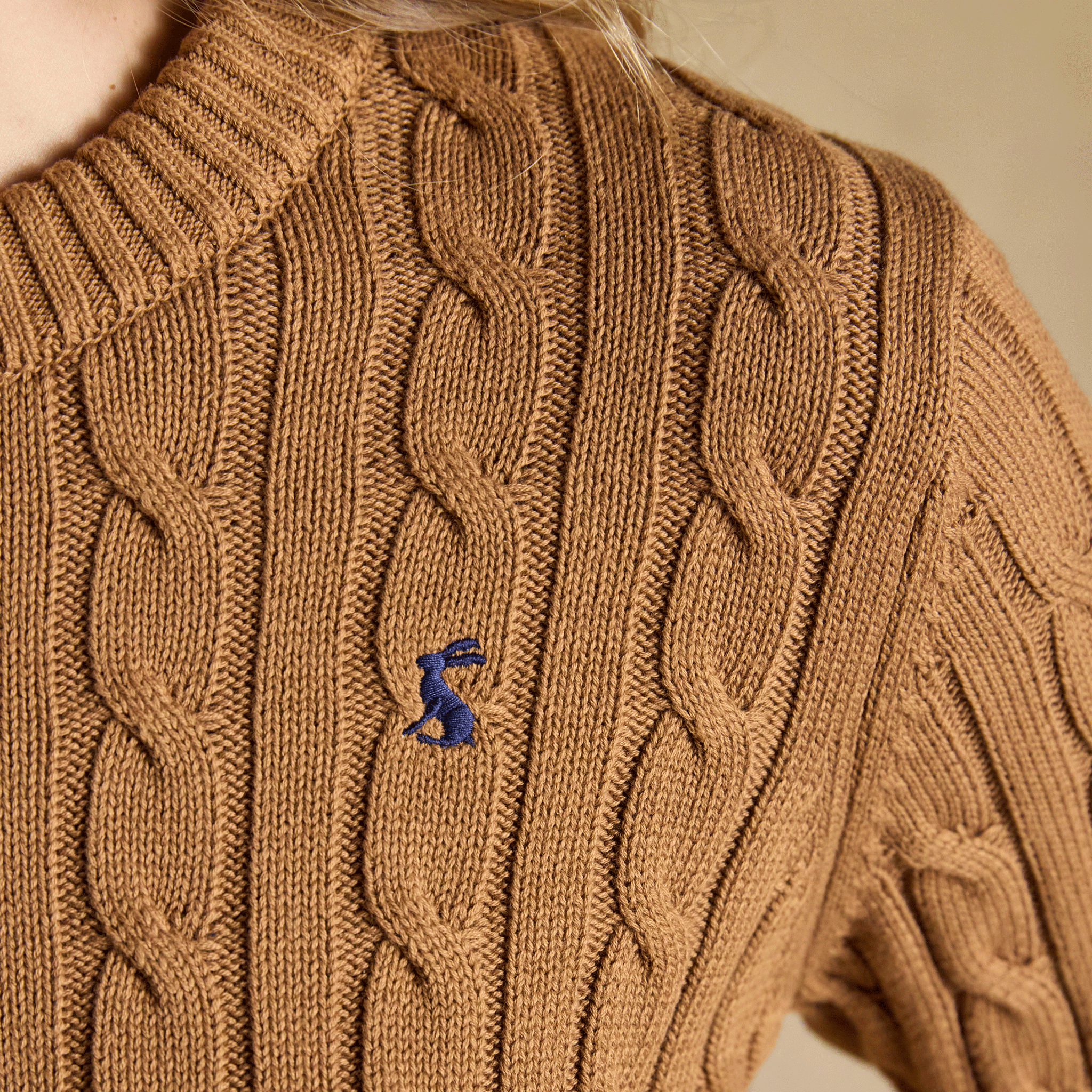 Joules Classic Cable Knit Cotton Crew Neck Jumper Camel
