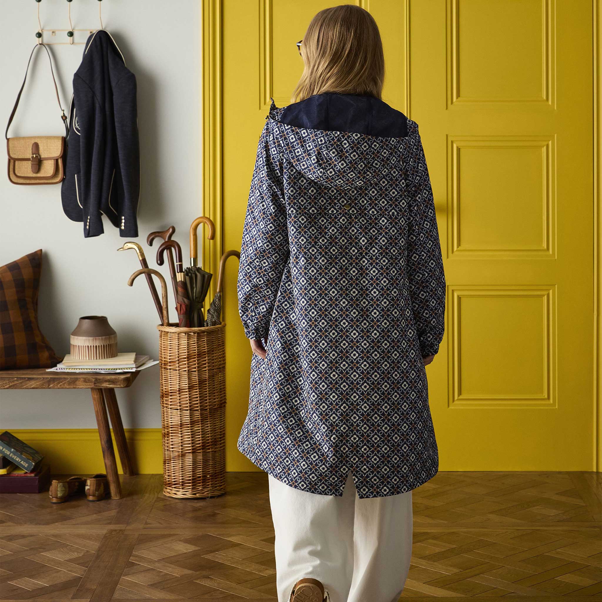 Joules-Holkham-Waterproof-Packaway-Raincoat-Flower-Geo-6